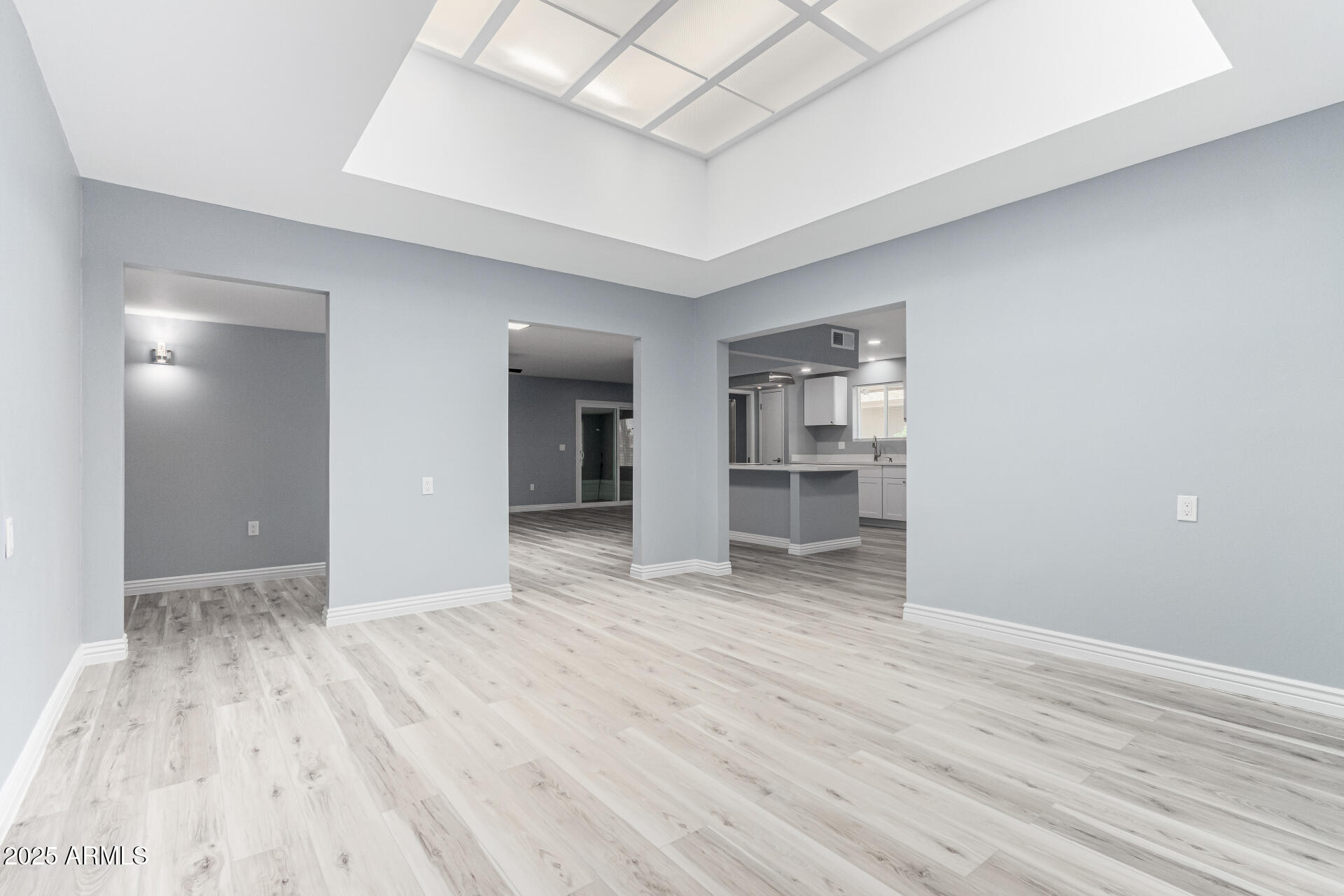 10022 W MOUNTAIN VIEW Road