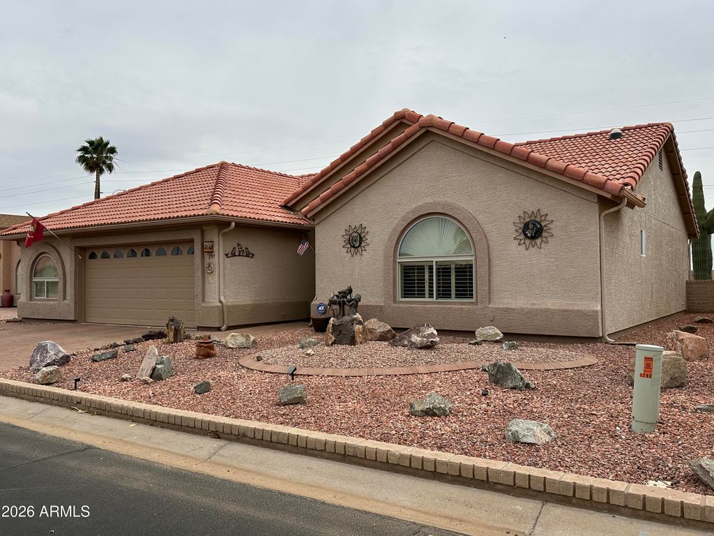 Photo of 1797 E Gleneagle Drive, Chandler, AZ 85249 (MLS # 7013057)