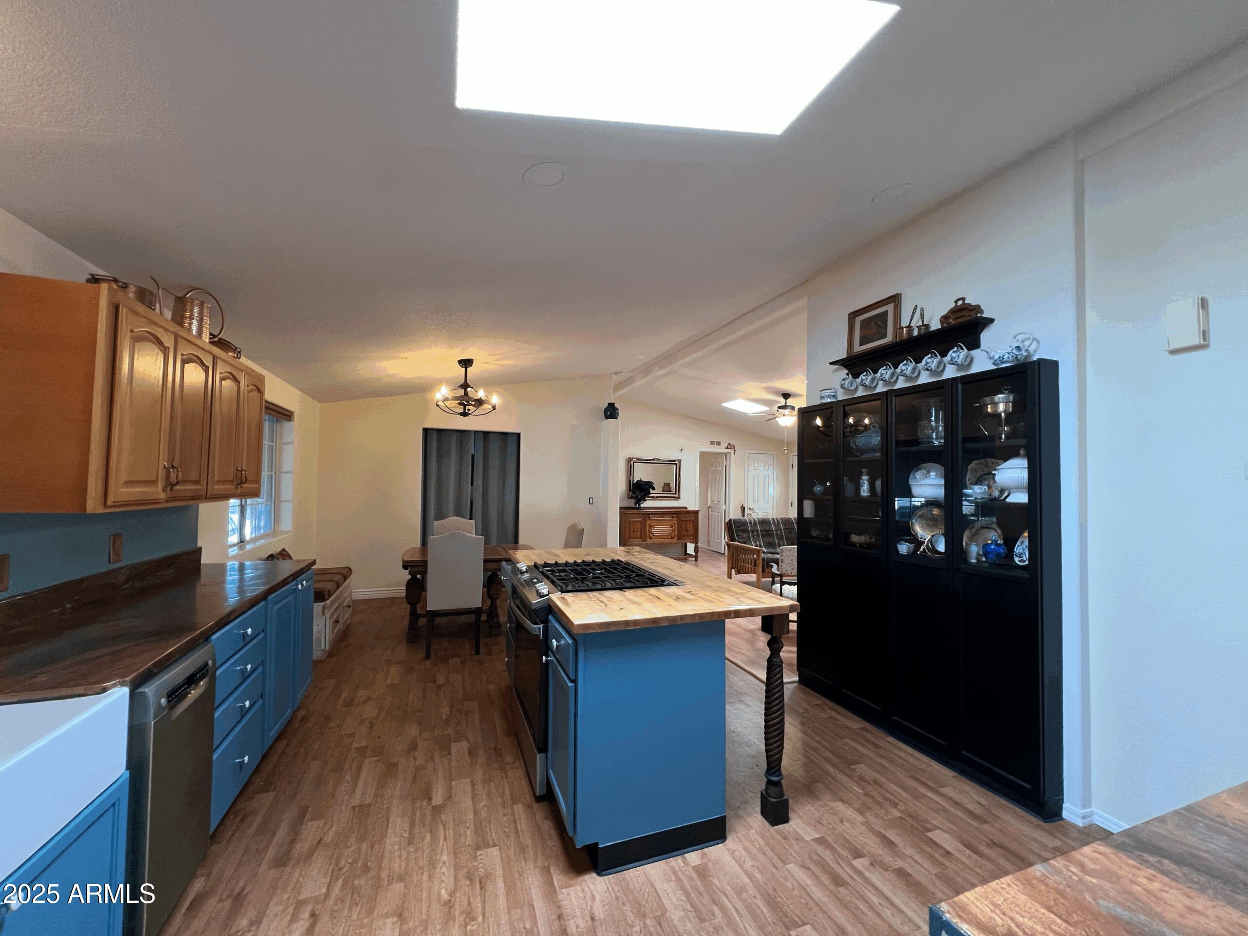 2050 W STATE ROUTE 89A -- 141