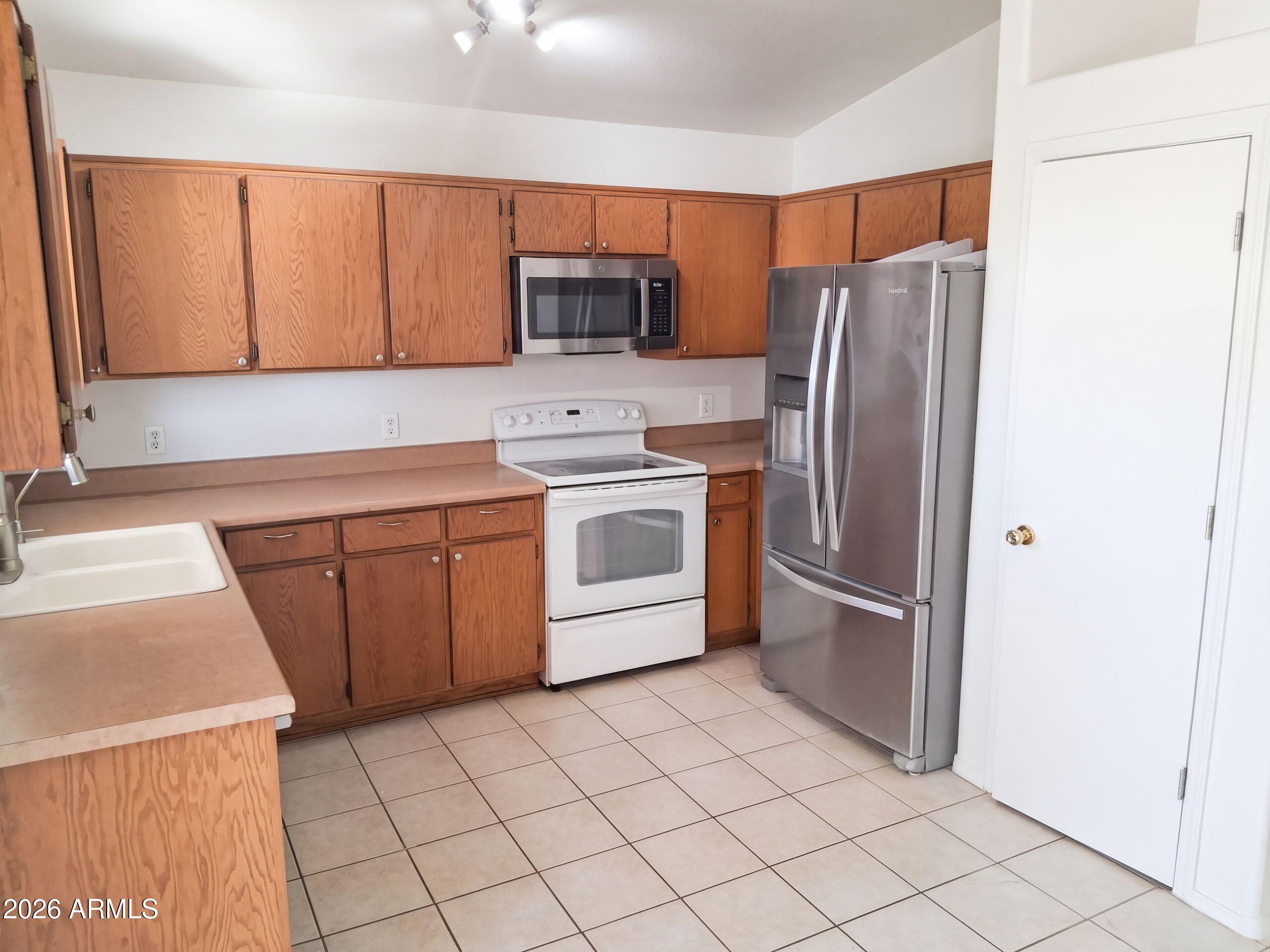 4470 CALLE ALBUQUERQUE --