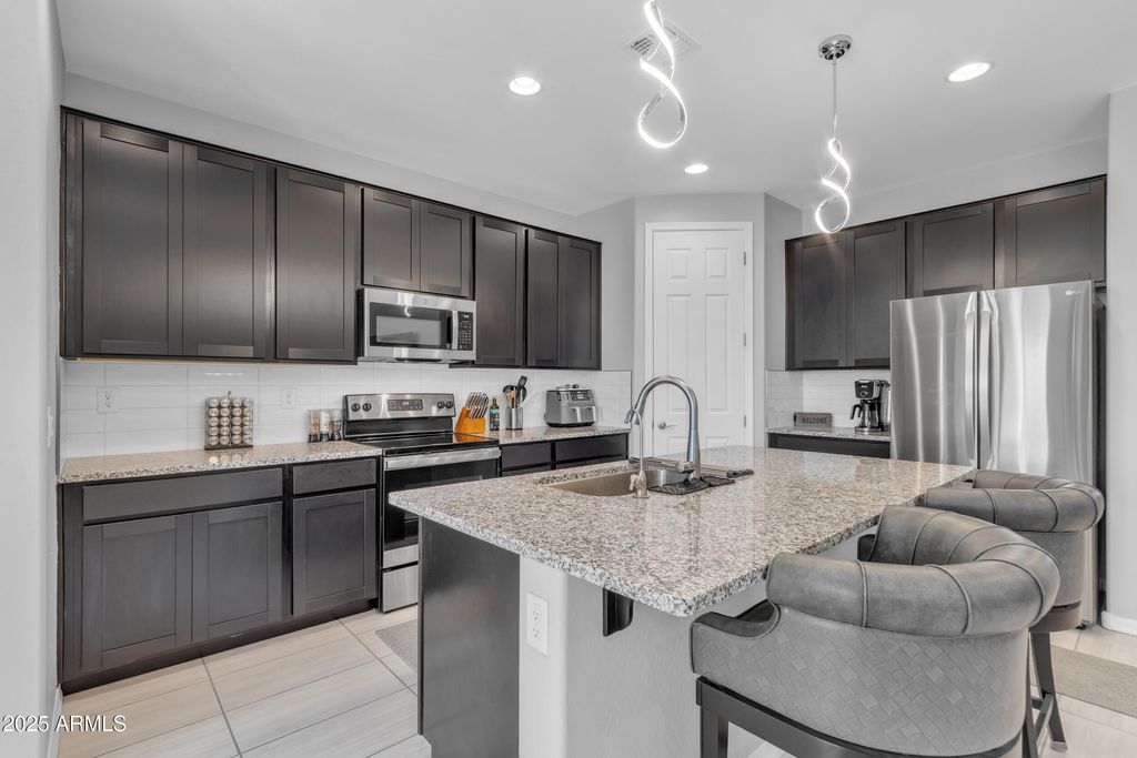Photo of 1960 N Loretta Place, Casa Grande, AZ 85122 (MLS # 6885175)
