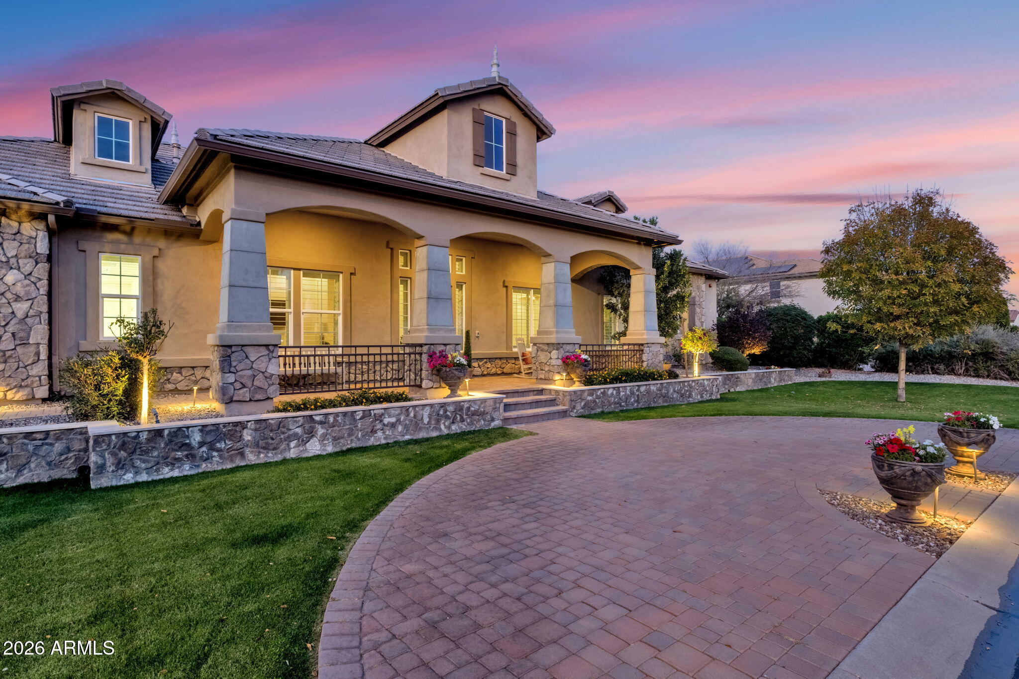 4282 E ESTRELLA Court