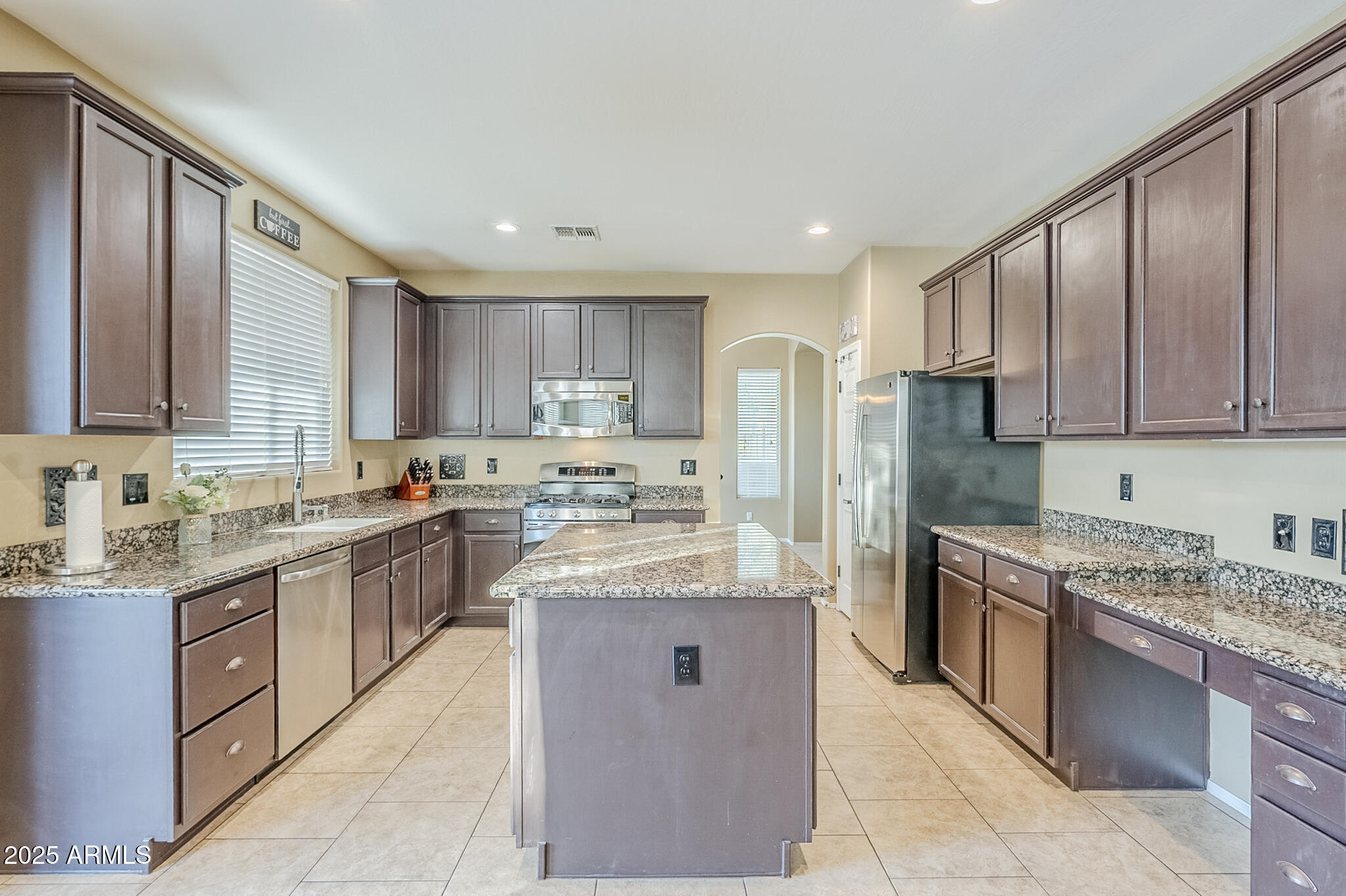 4634 E TUMBLEWEED Drive