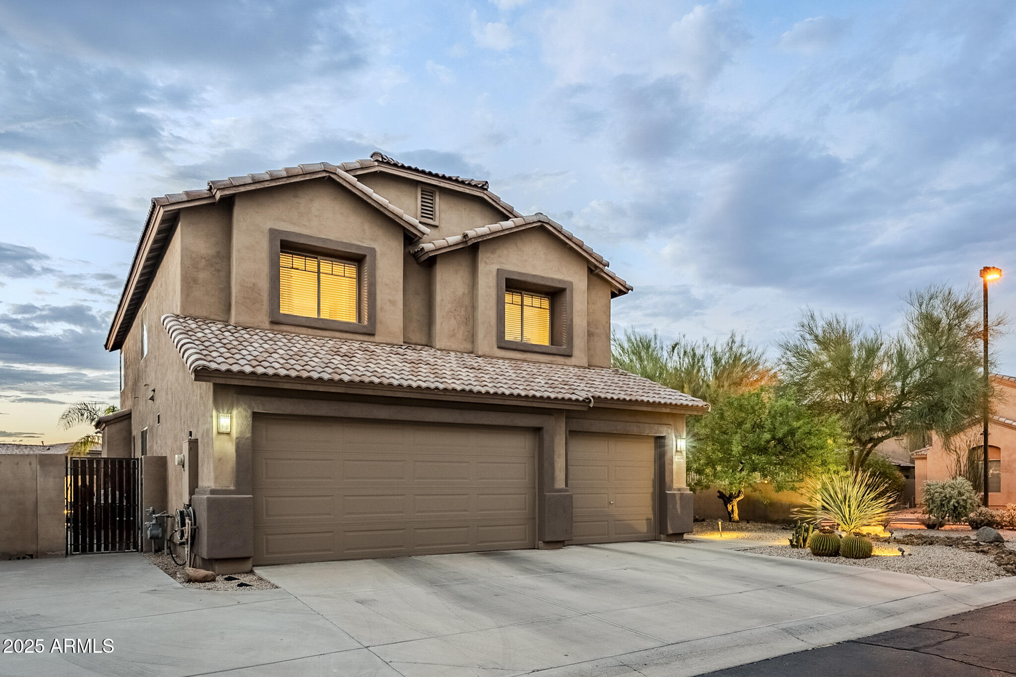 4634 E TUMBLEWEED Drive