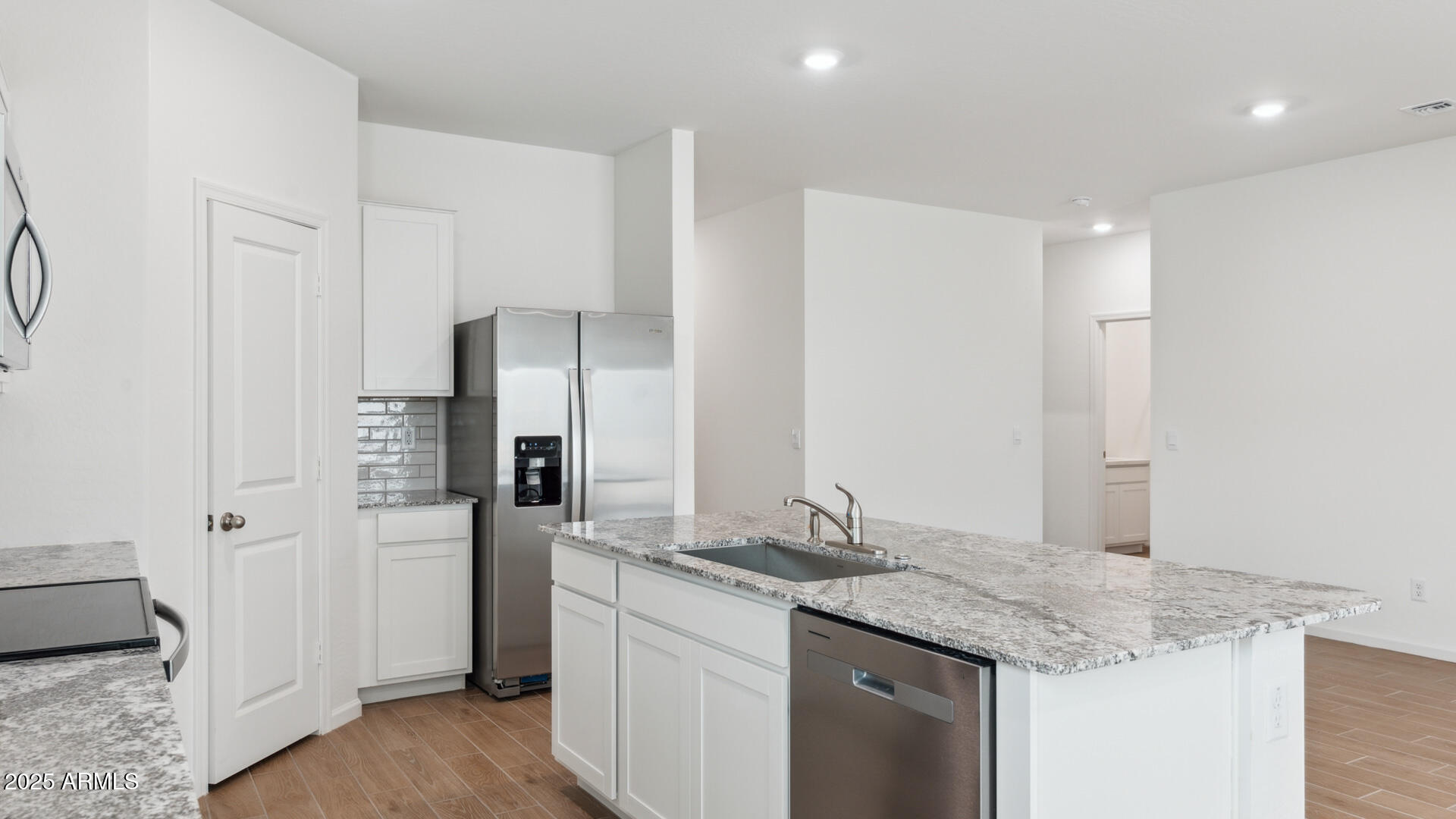 Properties 3 16170 N Catanzaro Drive