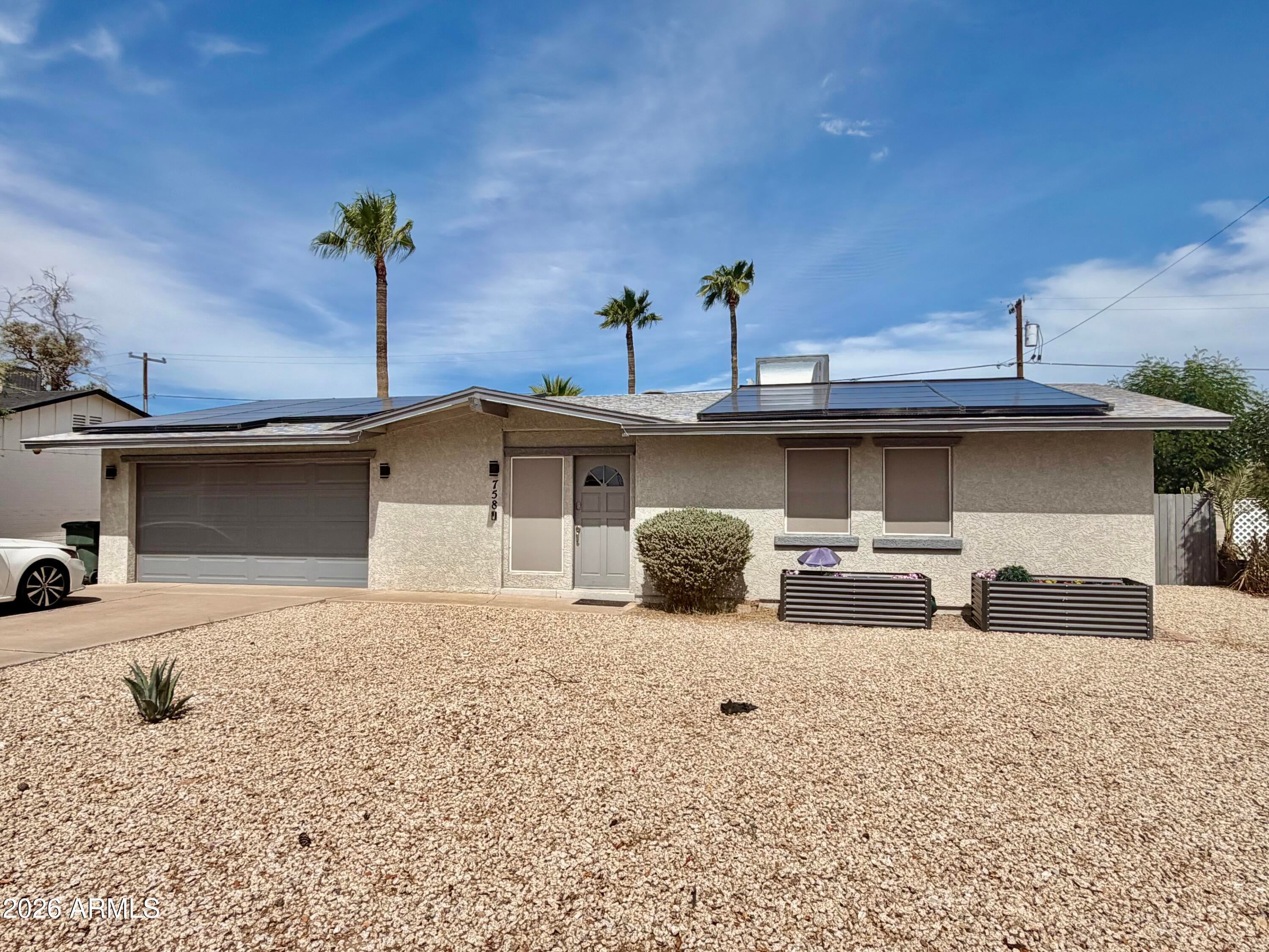 758 E BRENDA Drive