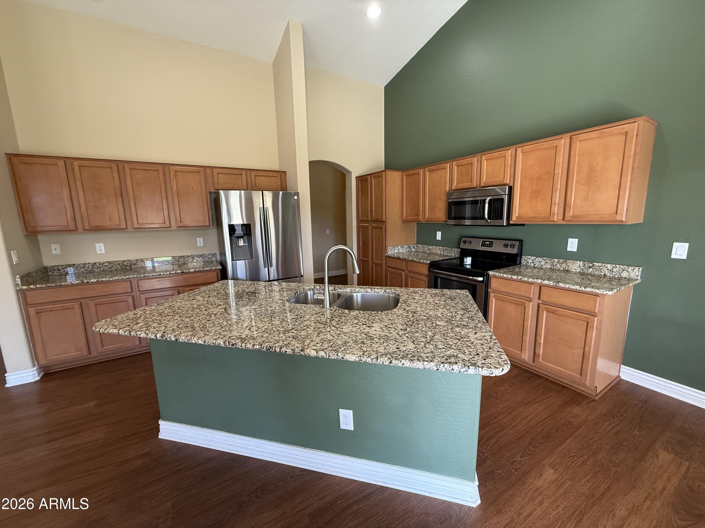 12545 W MODESTO Drive