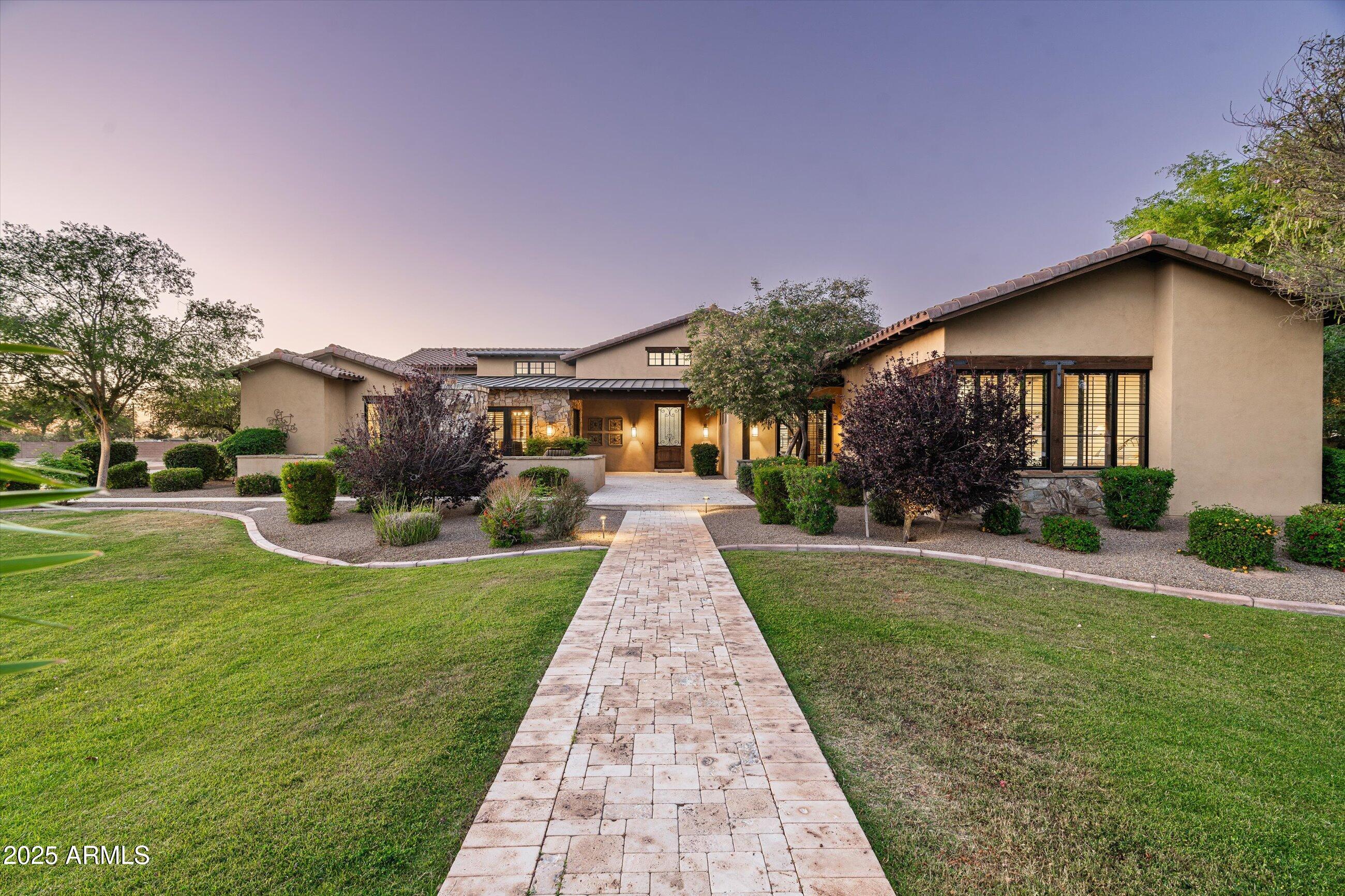 Homes for Sale in Queen Creek Arizona 1 4610 E MEADOWVIEW Drive