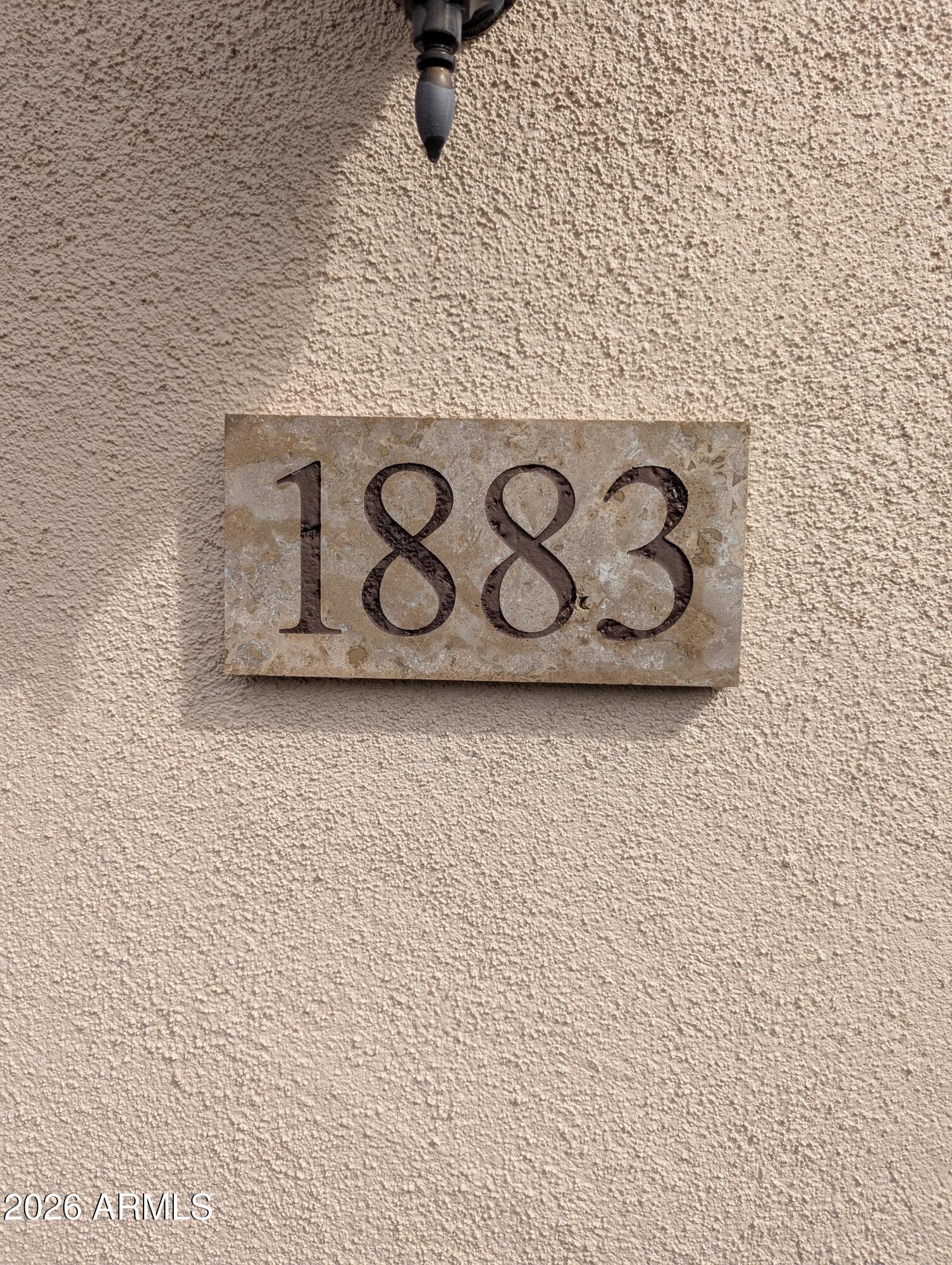 1883 KENSINGTON Court