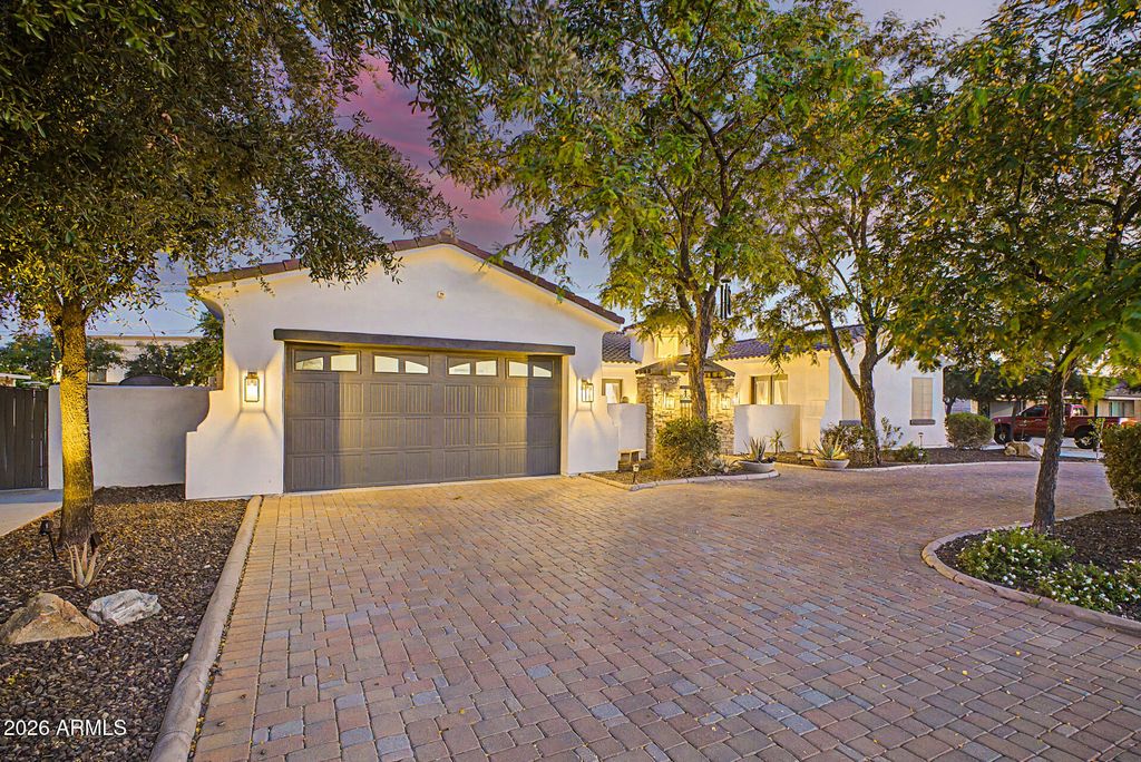 Photo of 7147 W Angela Drive, Glendale, AZ 85308 (MLS # 7025753)