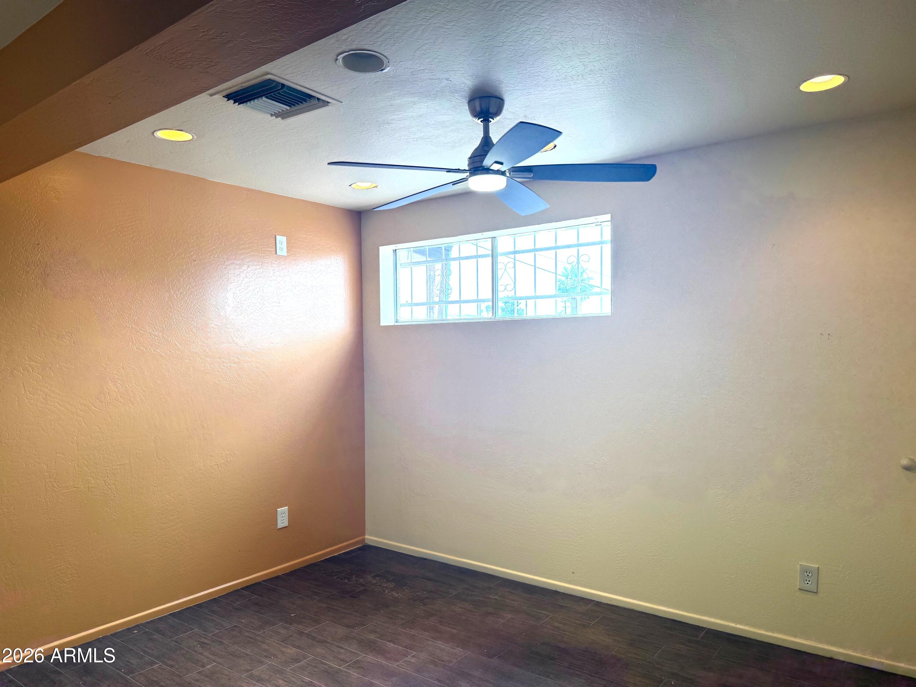 BETHANY VILLA 2 - Commercial Lease
