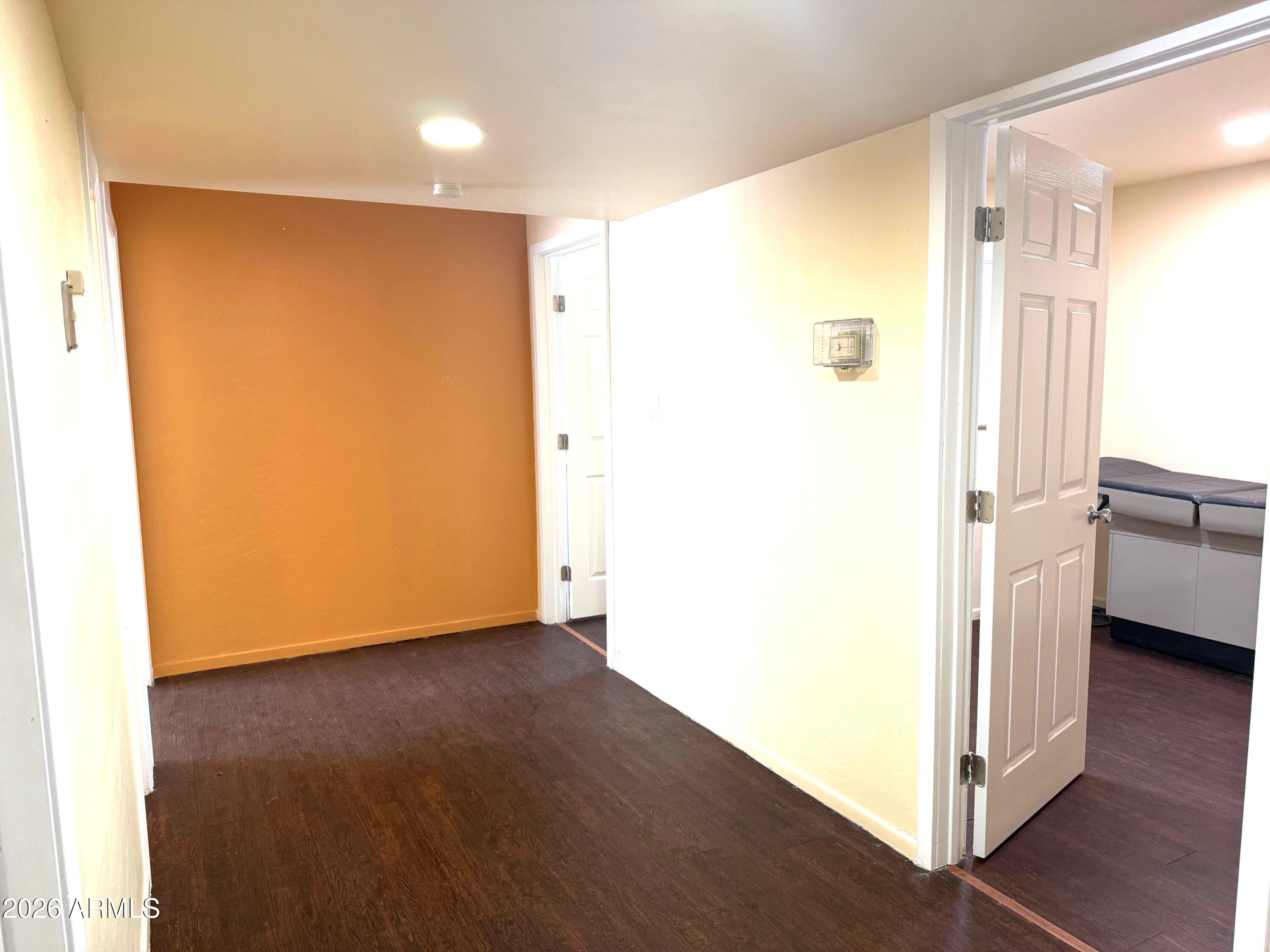 BETHANY VILLA 2 - Commercial Lease