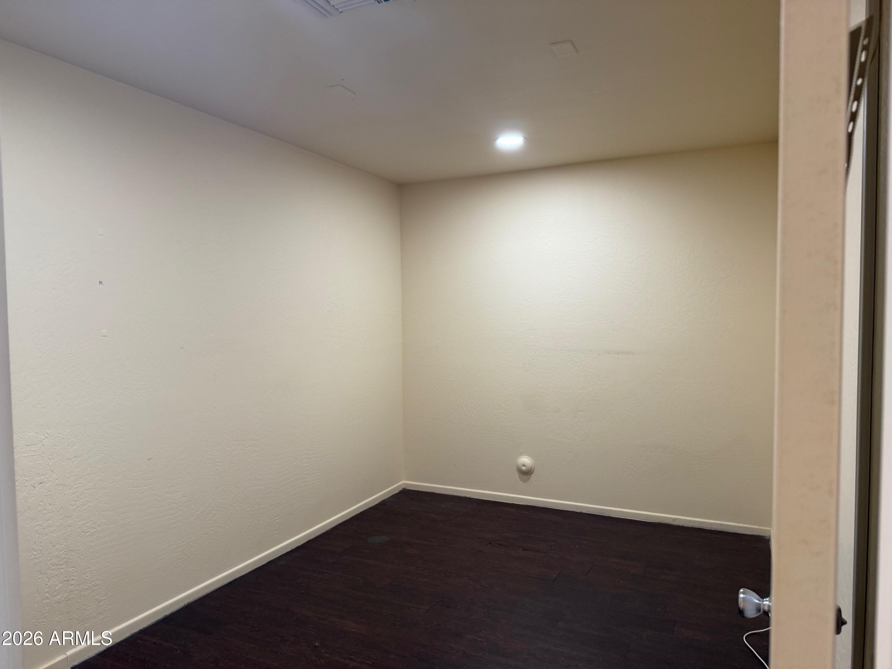 BETHANY VILLA 2 - Commercial Lease