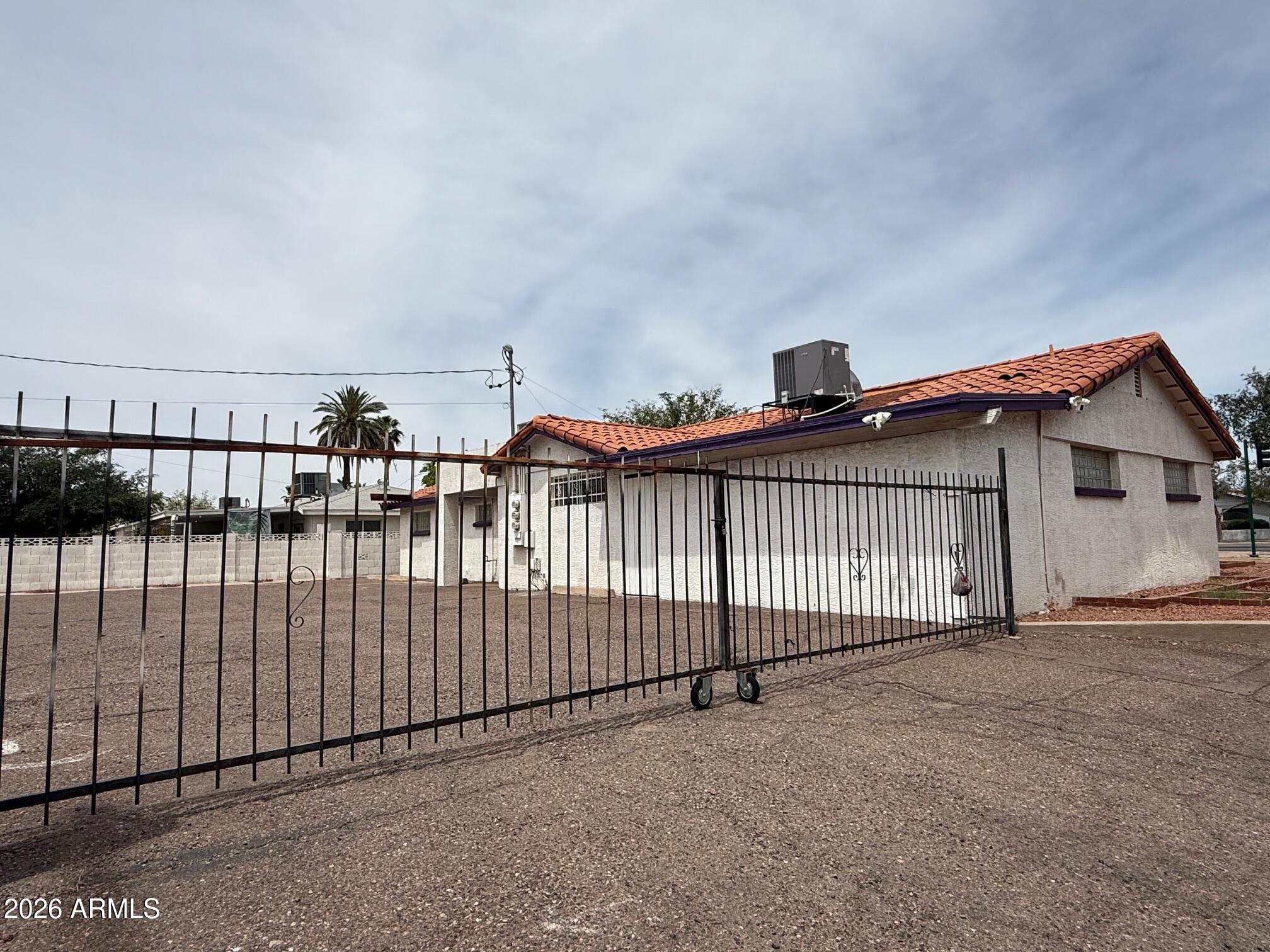 BETHANY VILLA 2 - Commercial Lease