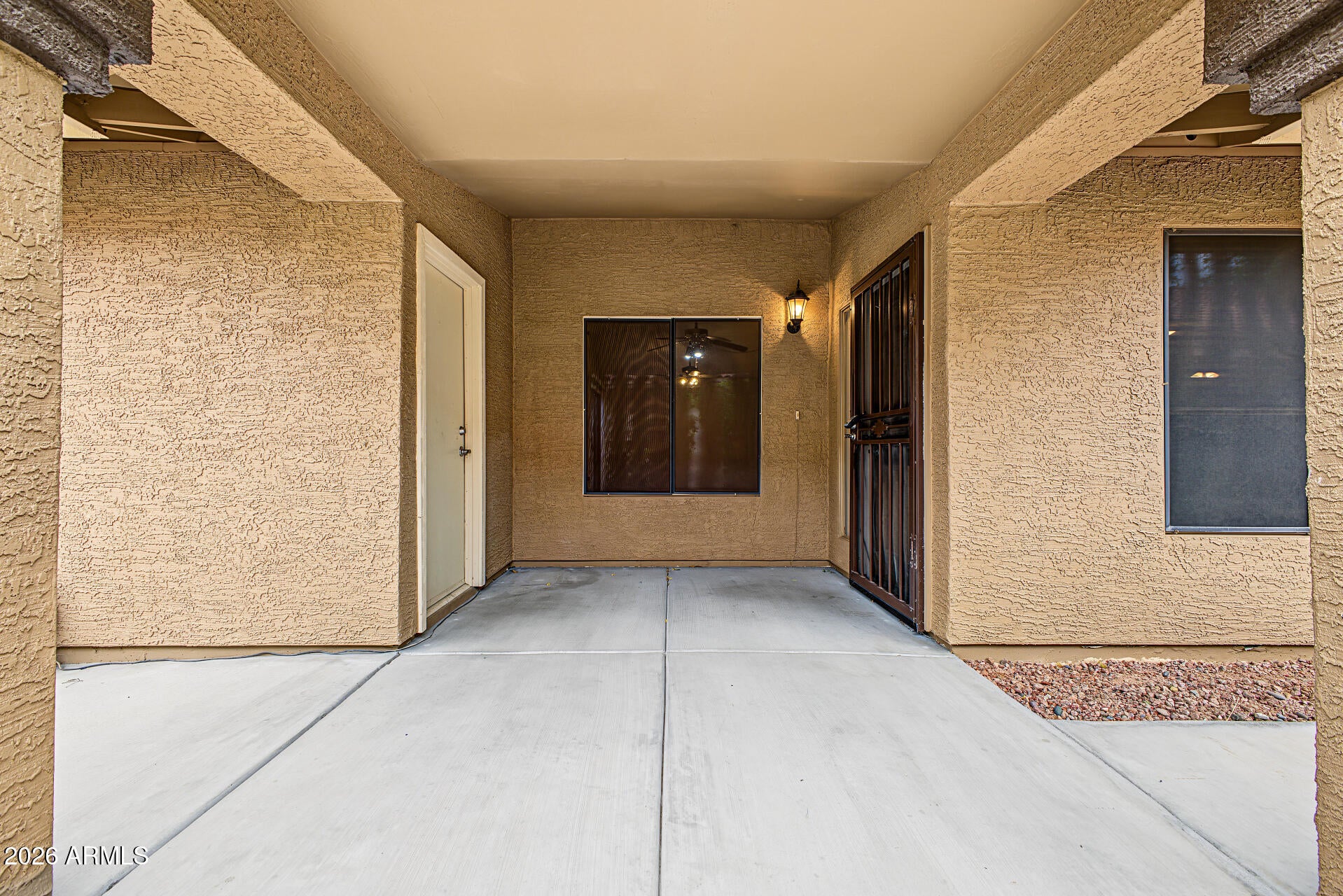 924 W SUNWARD Drive