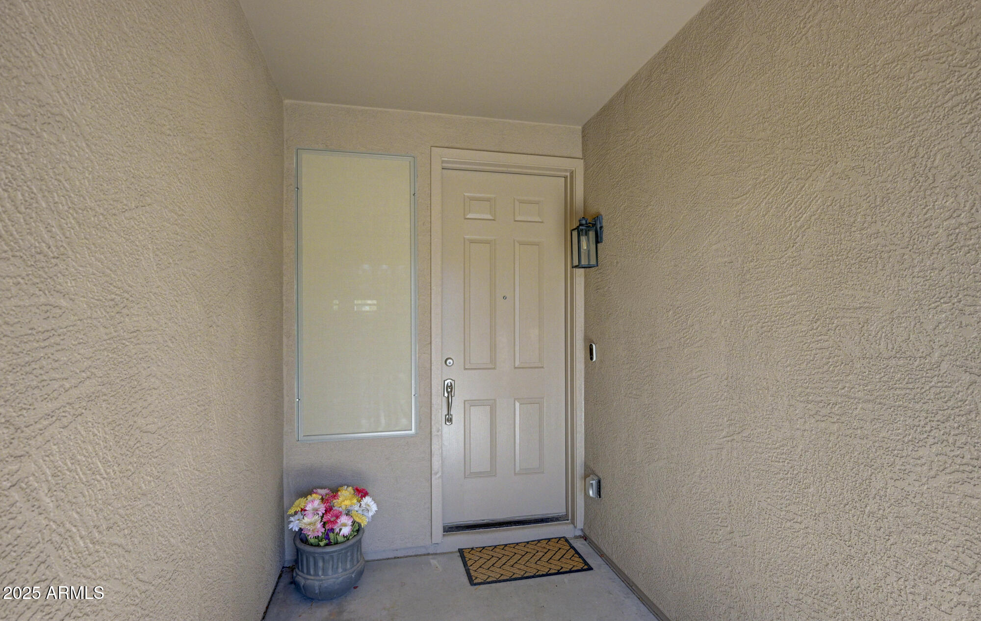 6646 E ROCHELLE Circle