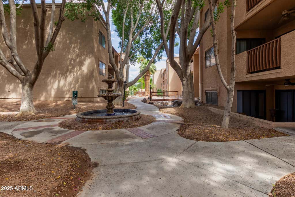 Photo of 3031 N Civic Center Plaza #340, Scottsdale, AZ 85251 (MLS # 7038869)