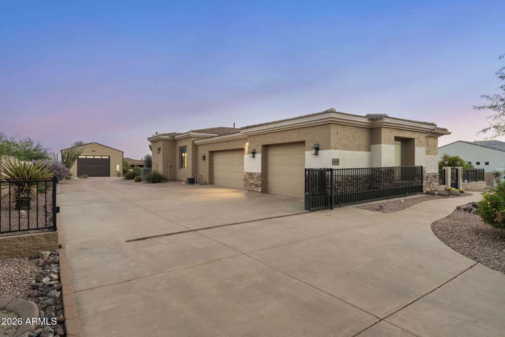 Photo of 5643 E Rancho Tierra Drive, Cave Creek, AZ 85331 (MLS # 7060520)