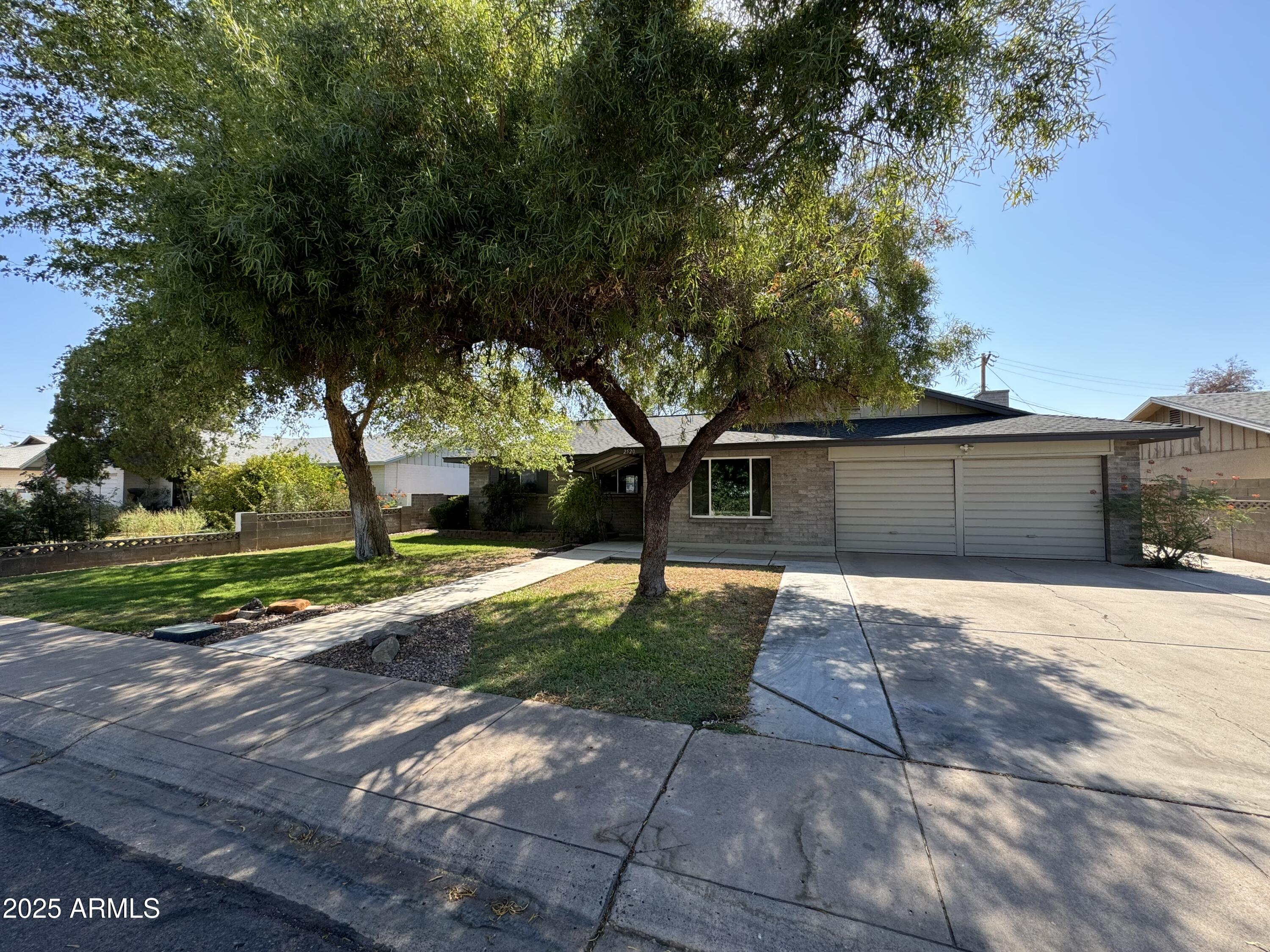 2520 S Terrace Road