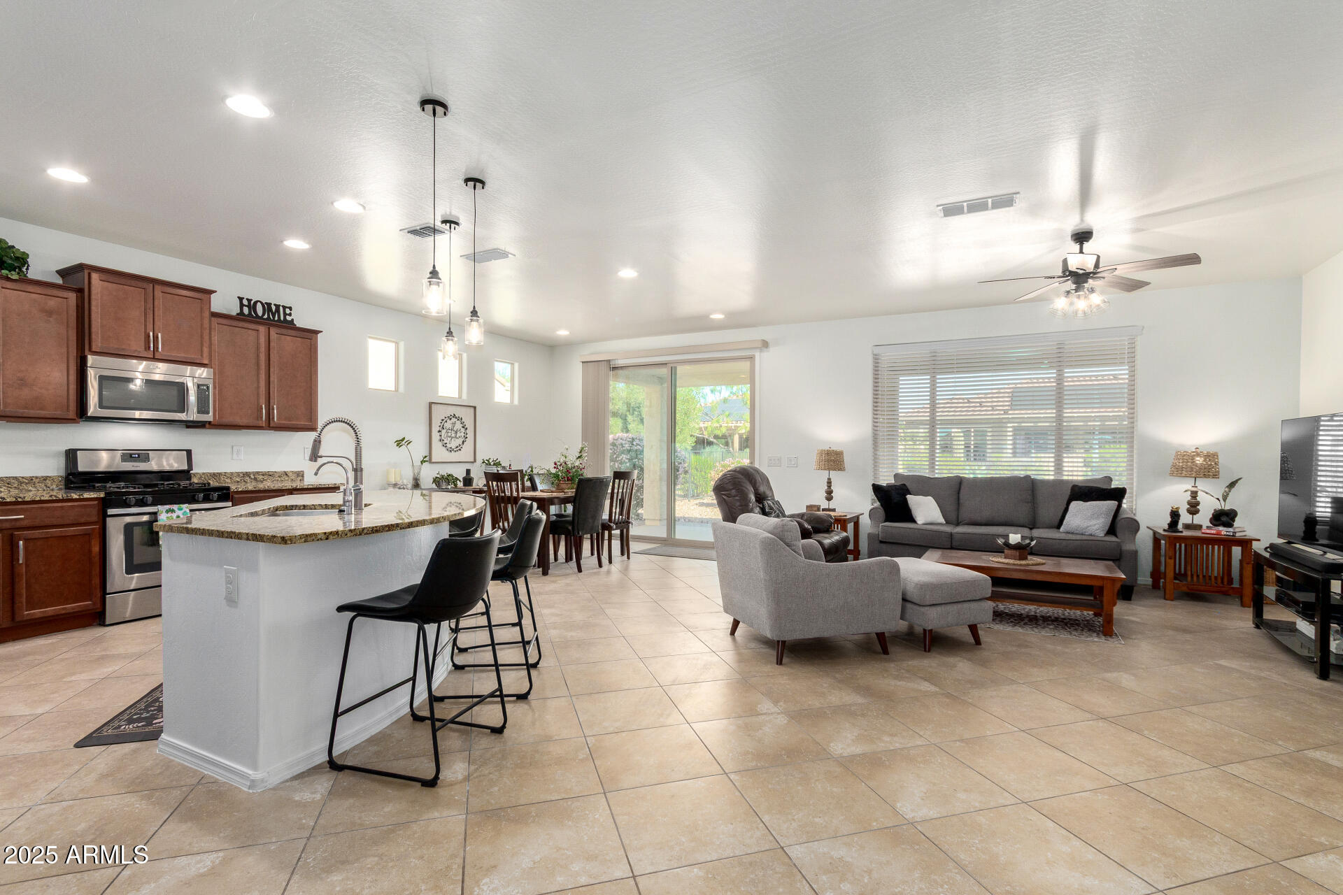 7152 W MERRIWEATHER Way