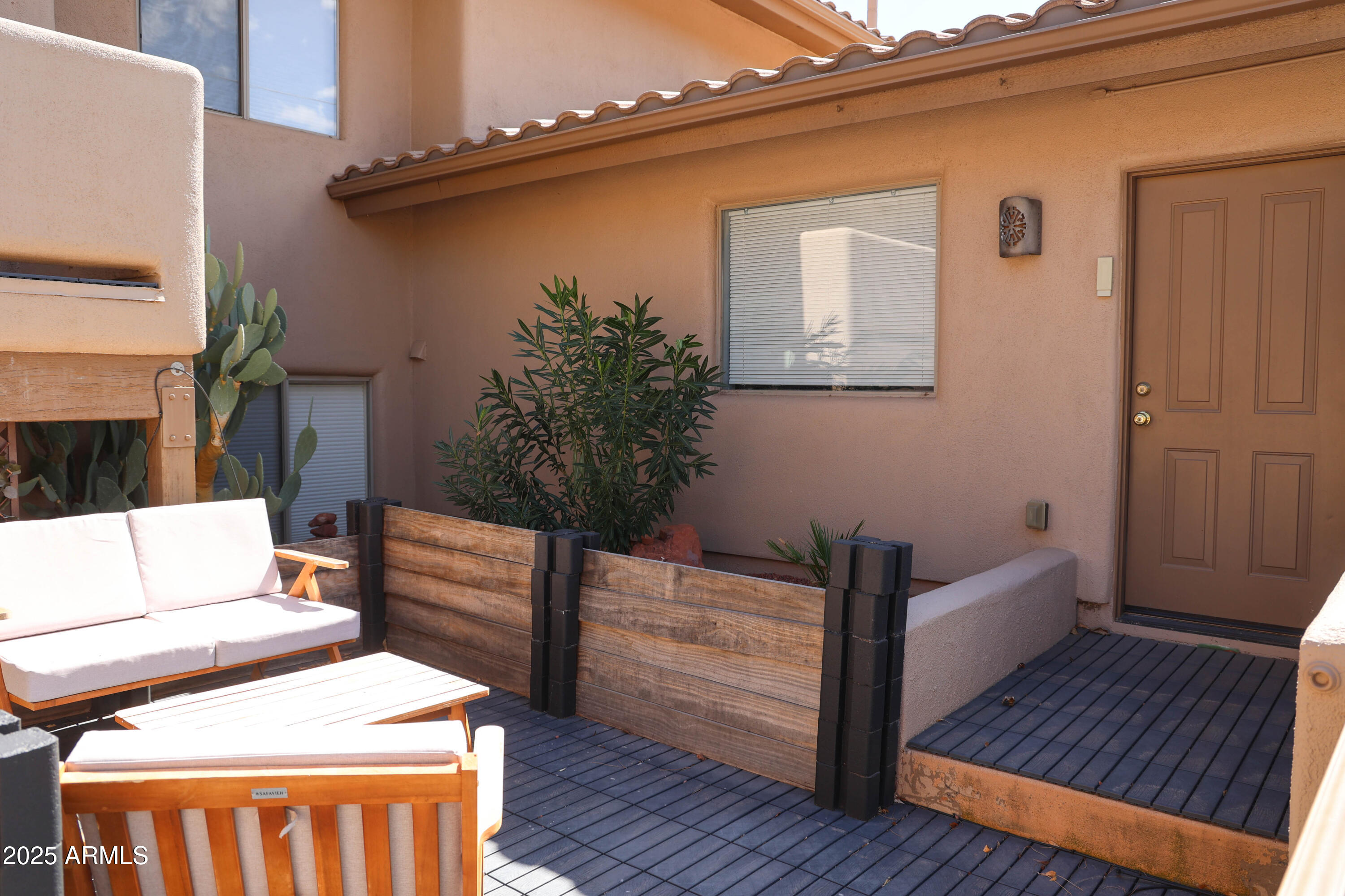 520 JORDAN Road 5