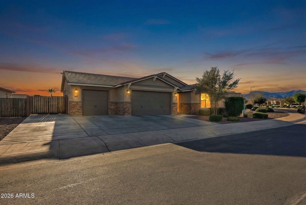 Photo of 18335 W Wolf Street, Goodyear, AZ 85395 (MLS # 7083337)