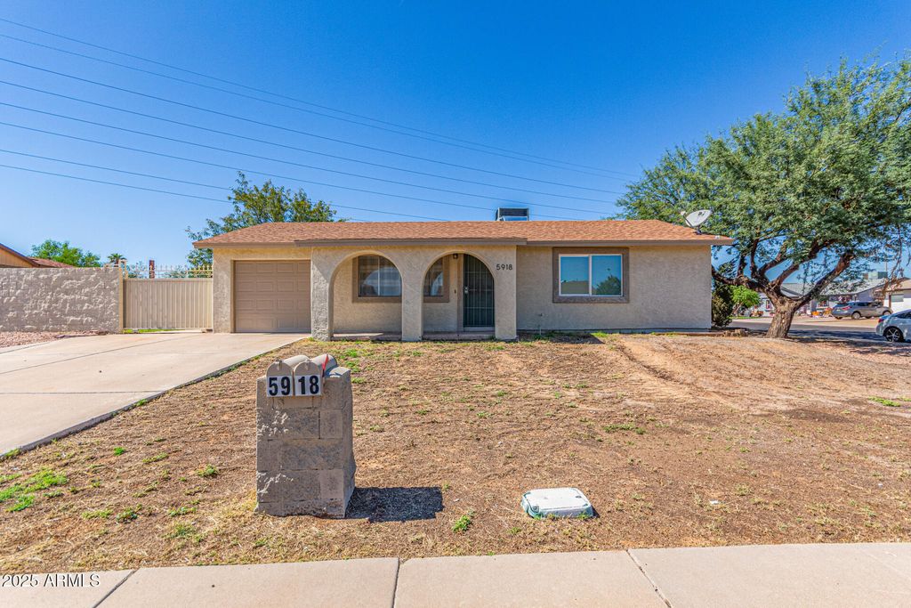 Photo of 5918 S Parkside Drive, Tempe, AZ 85283 (MLS # 6928079)