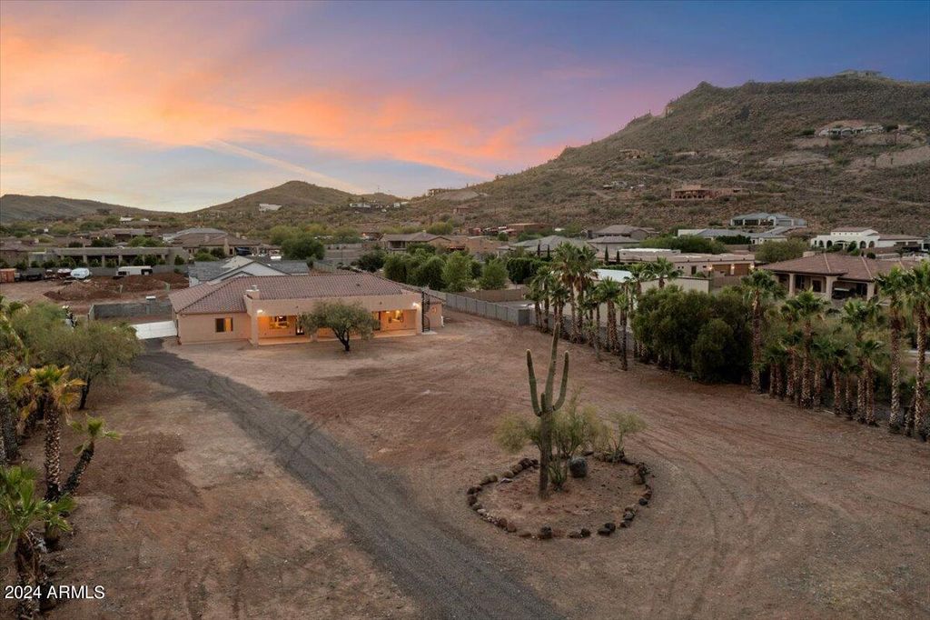 Photo of 36648 N 27th Avenue, Phoenix, AZ 85086 (MLS # 6974659)