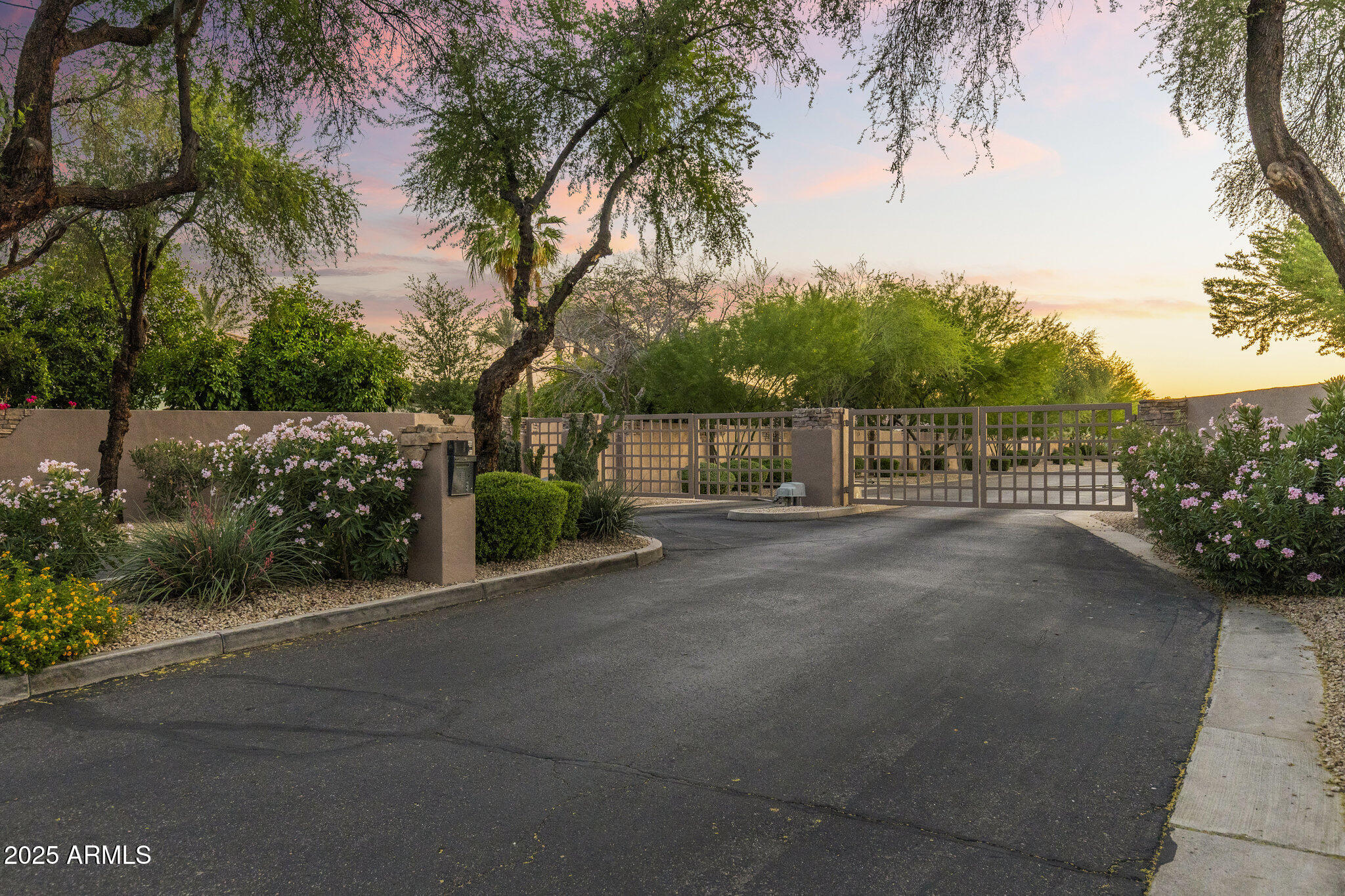 7640 E POINSETTIA Drive