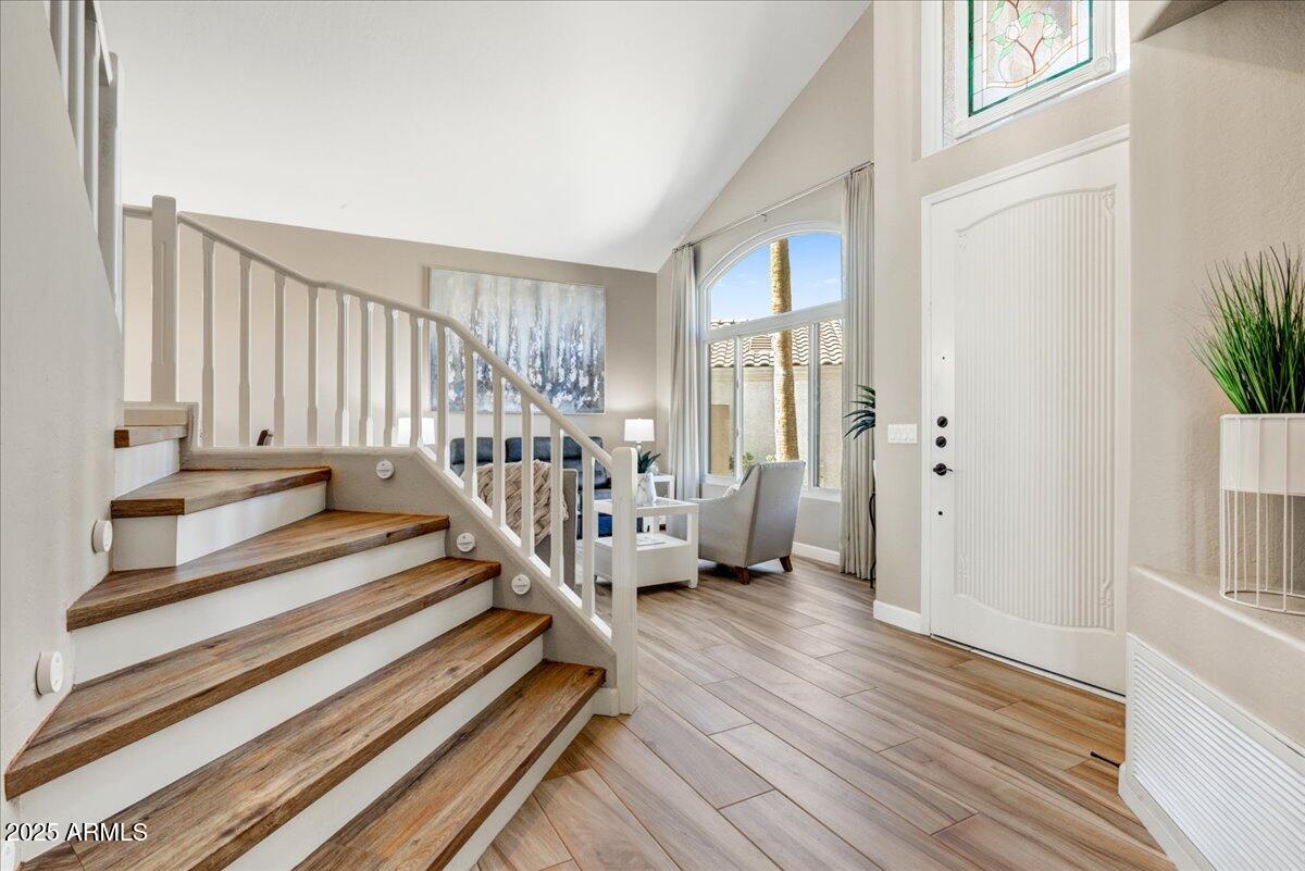 721 W MOUNTAIN SKY Avenue