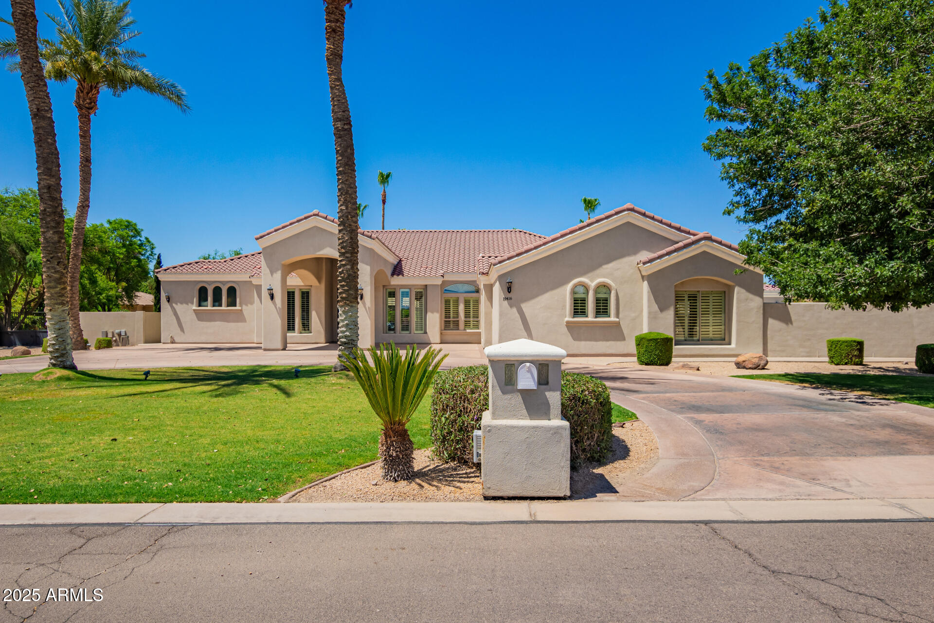 19416 E VIA DEL RANCHO --