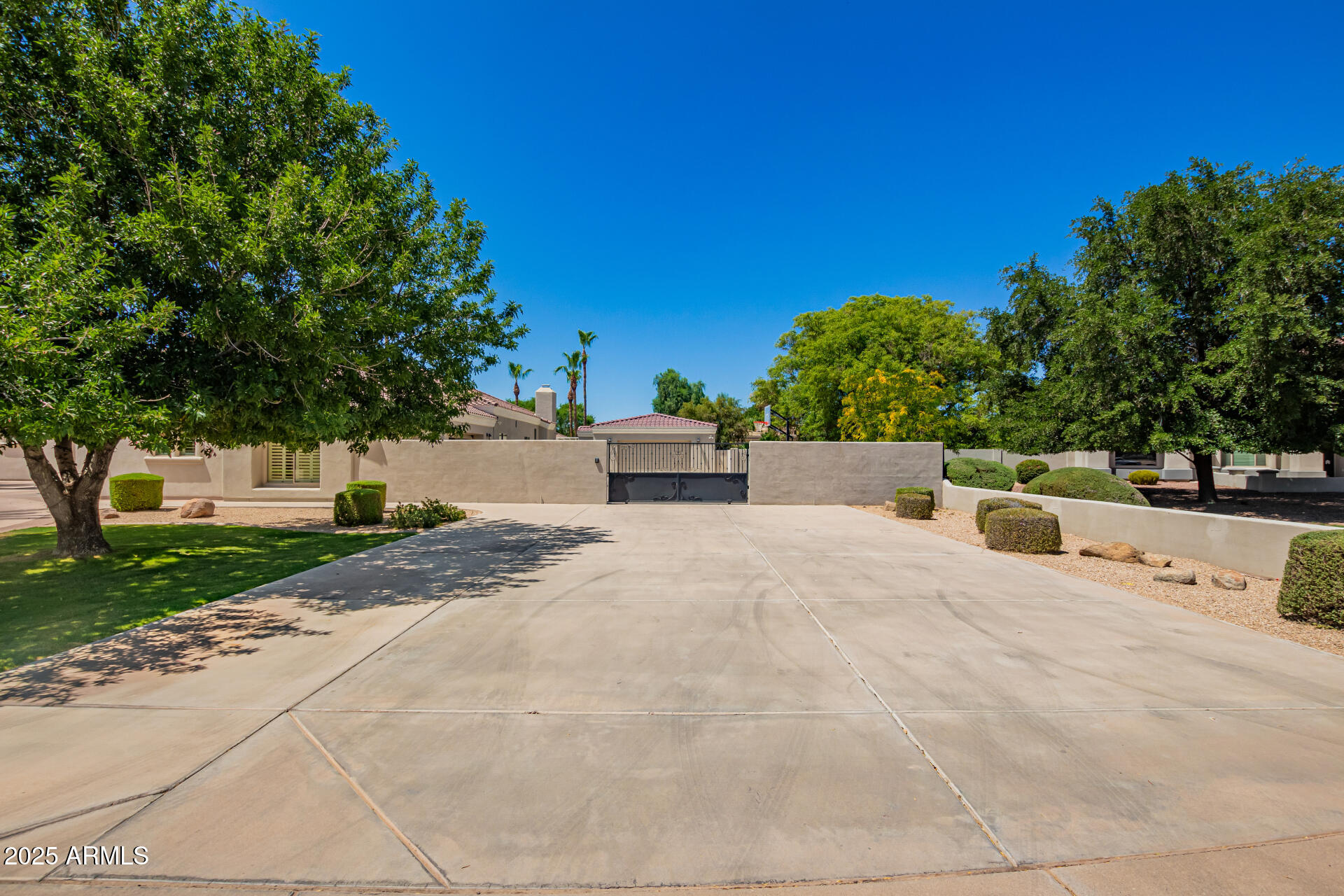 19416 E VIA DEL RANCHO --