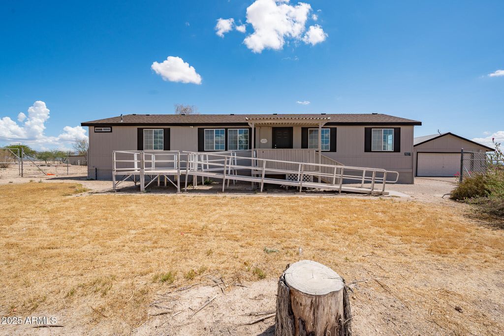 Photo of 2027 S 336th Lane, Tonopah, AZ 85354 (MLS # 6959744)