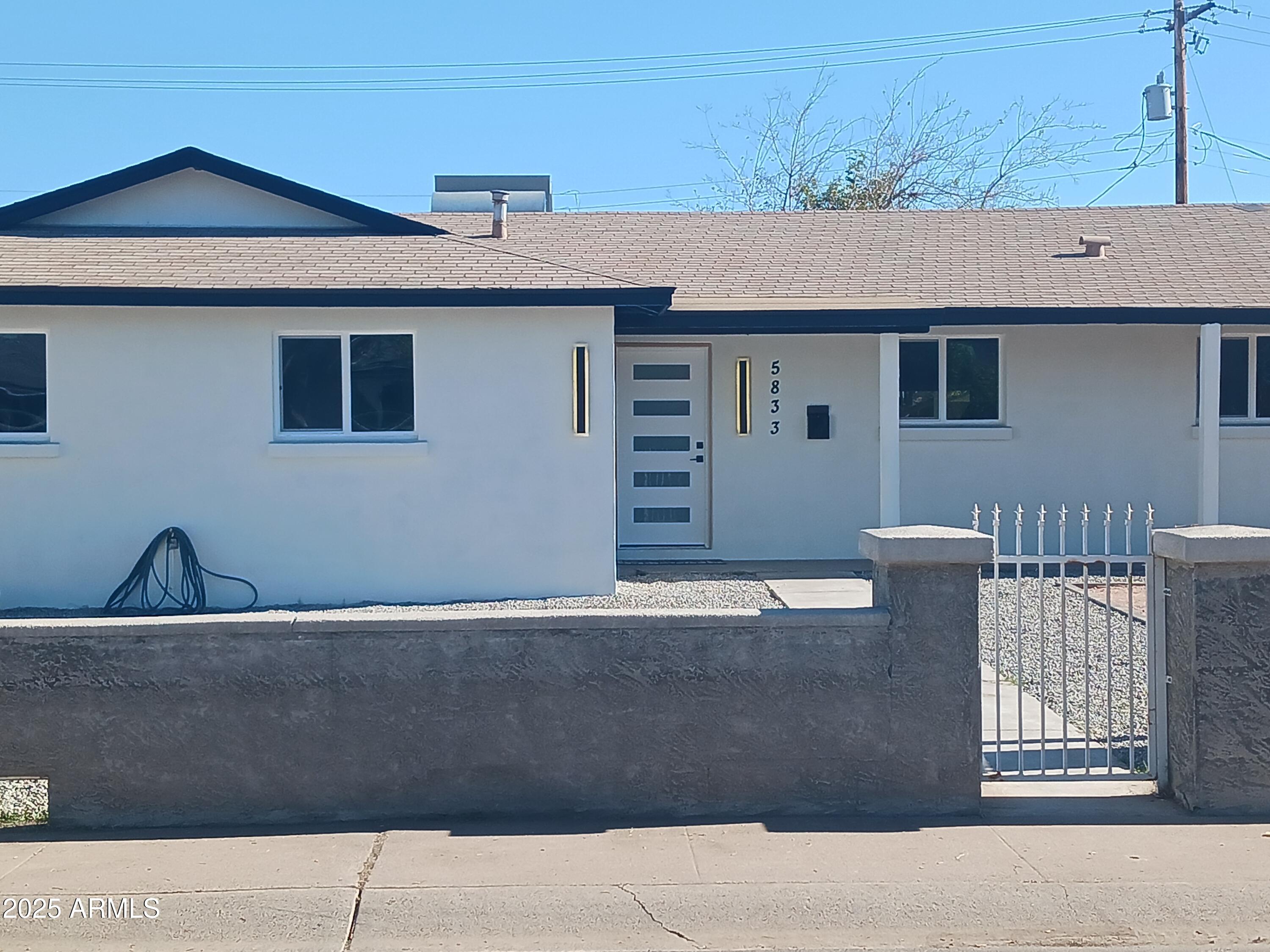 5833 W ROSEWOOD Lane