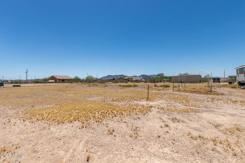 A home in Tonopah