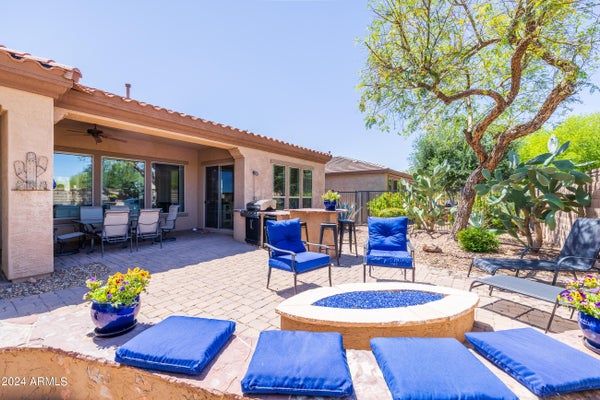 12368 W HEDGE HOG PL, PEORIA, AZ 85383 - Image bf44c7461e8aa3c963cc9f2e391a2bc0/1256478992