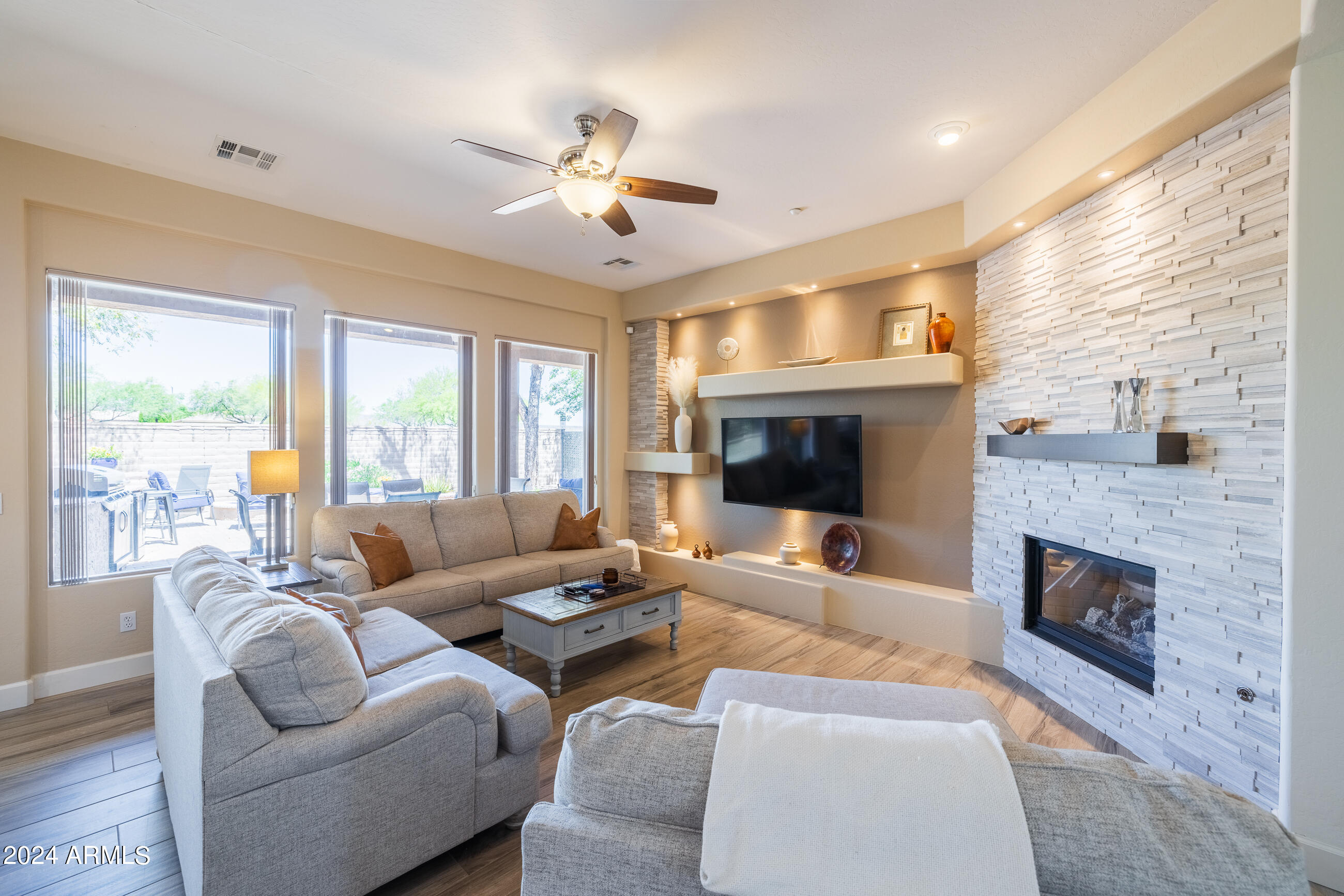 12368 W HEDGE HOG Place