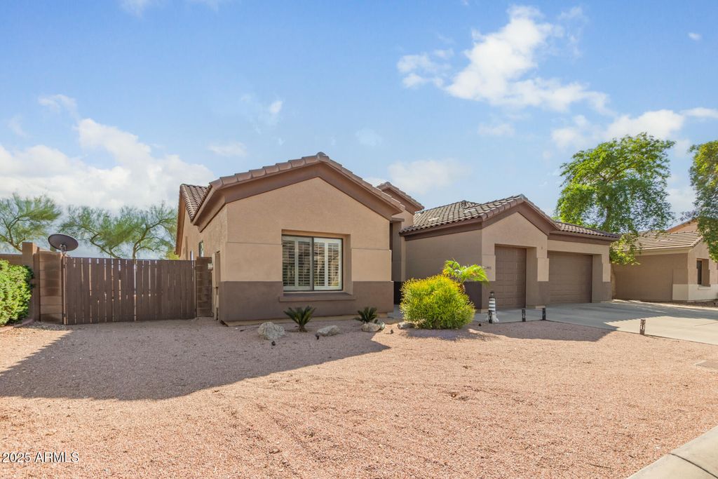 Photo of 11443 E Ellis Street, Mesa, AZ 85207 (MLS # 6934759)