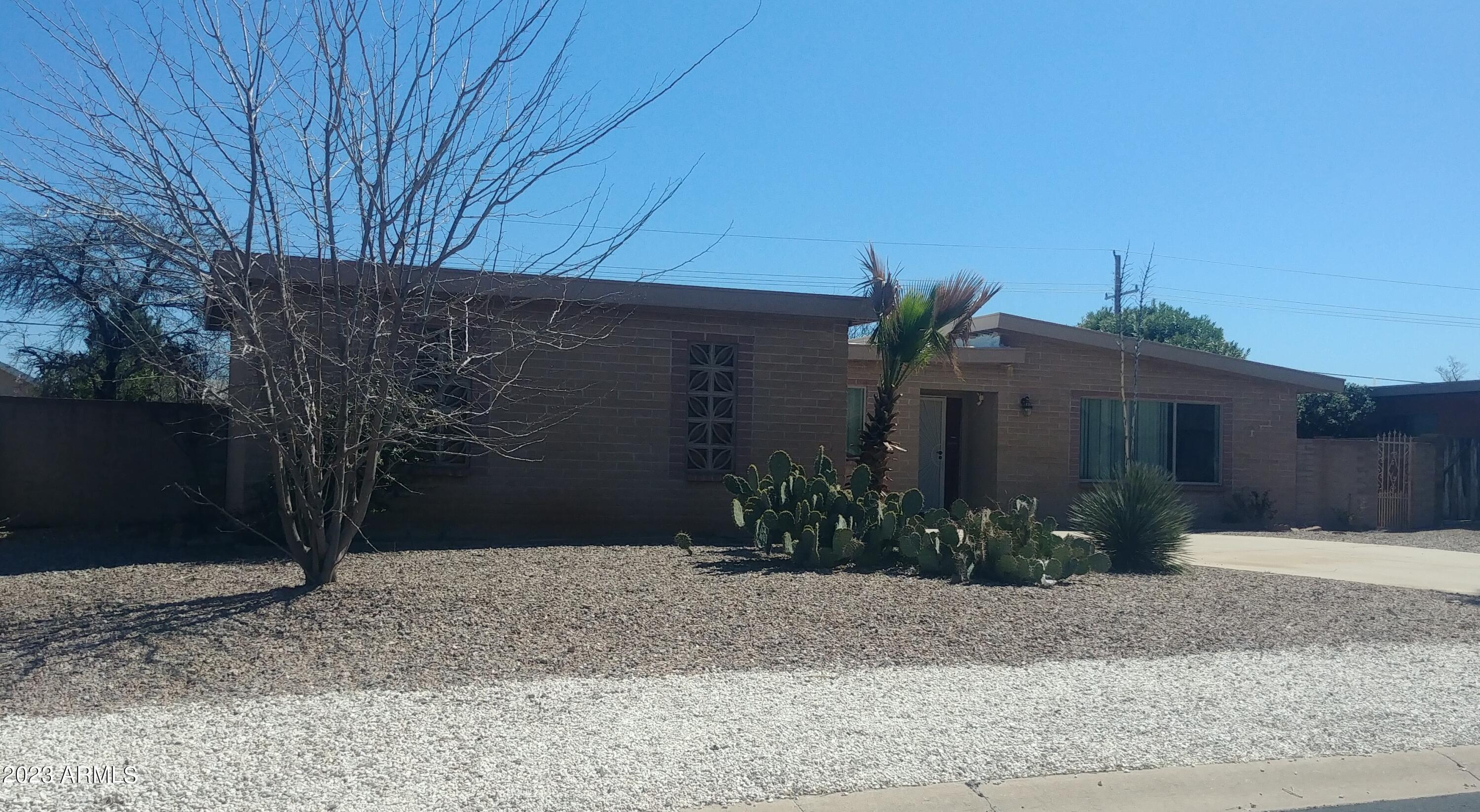 PUEBLO DEL SOL COUNTRY CLUB ESTATES UNIT 1 - Residential