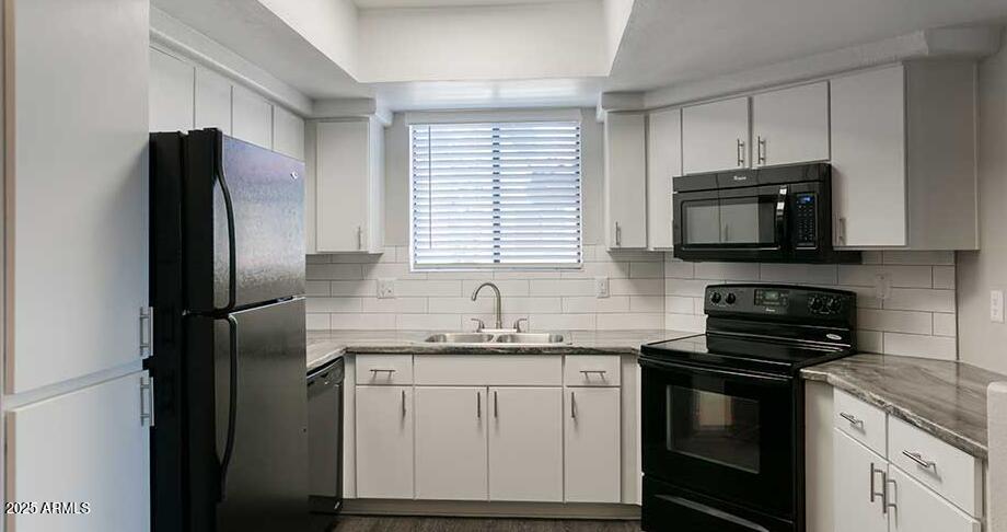 1100 E OSBORN Road 2