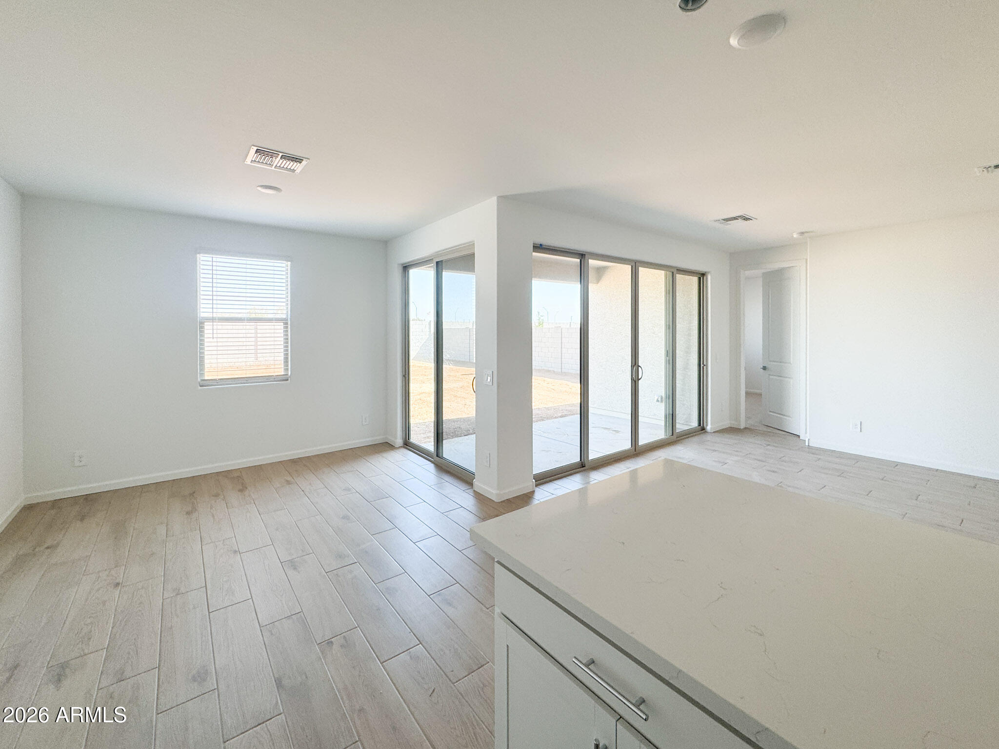 15726 W CORTE DEL SOL ESTE --