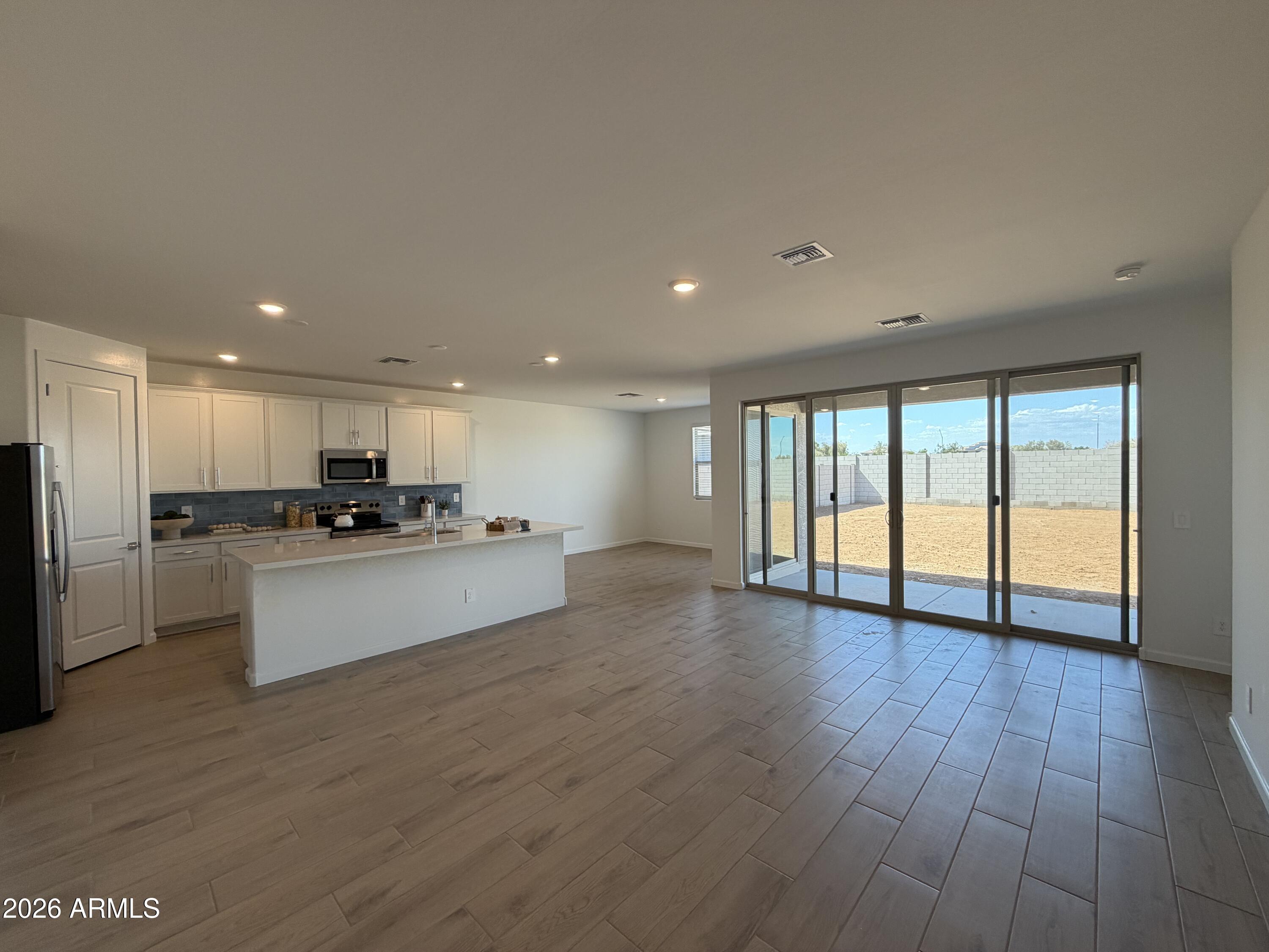 15726 W CORTE DEL SOL ESTE --