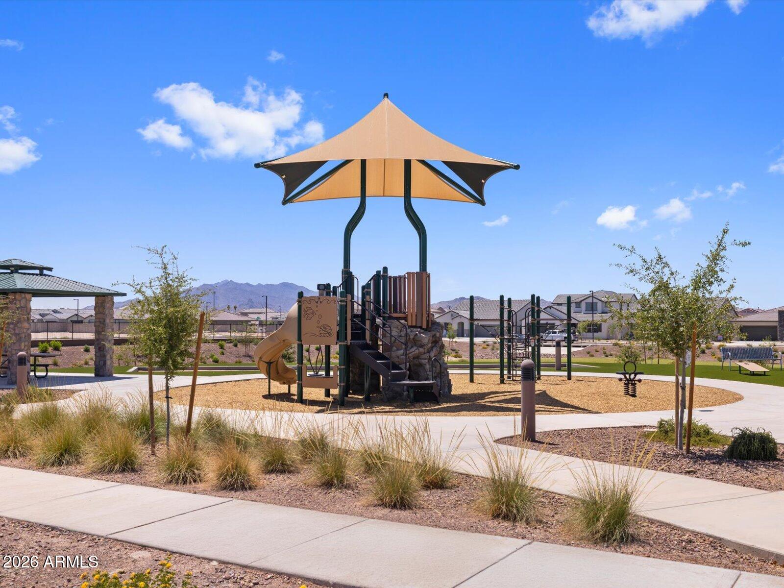 17737 W ILLINI Street