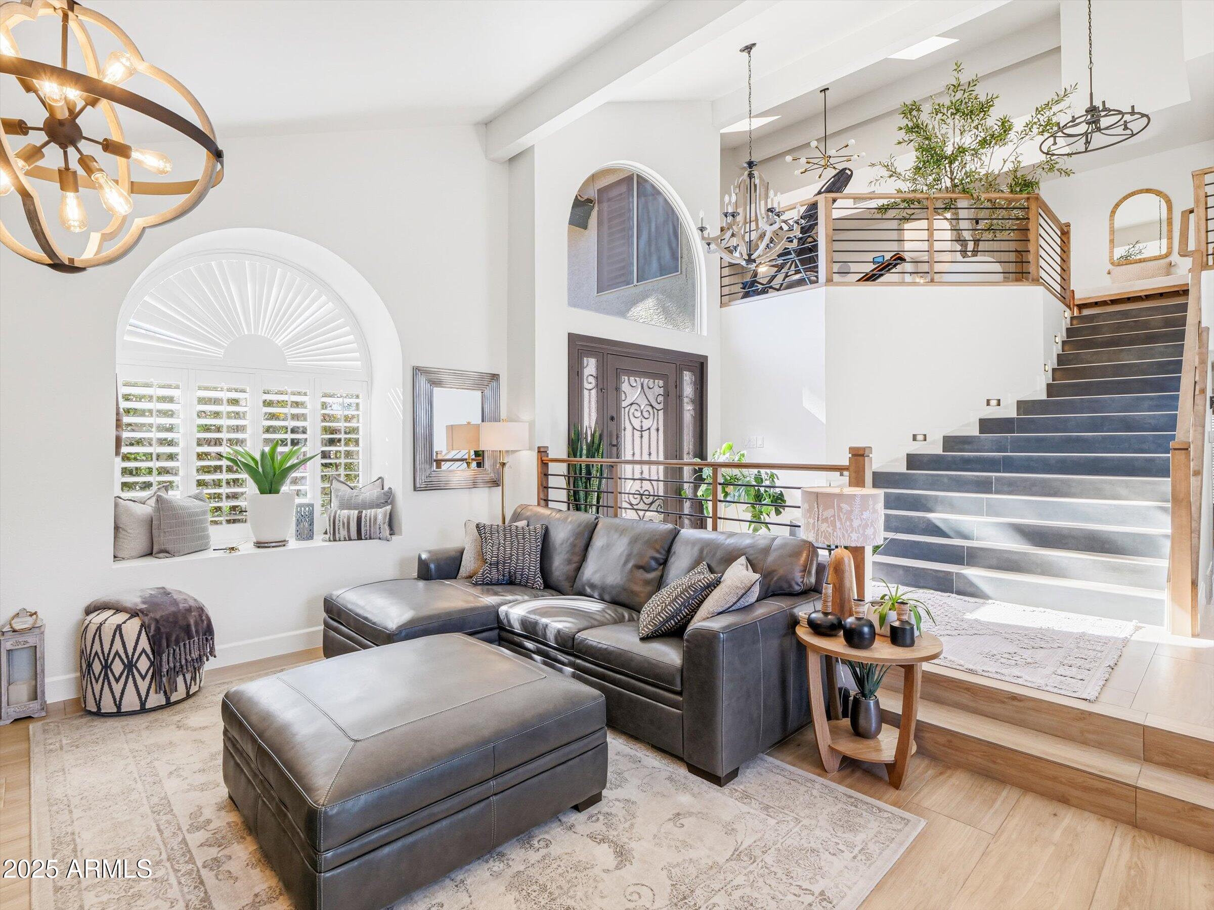 10178 E San Salvador Drive