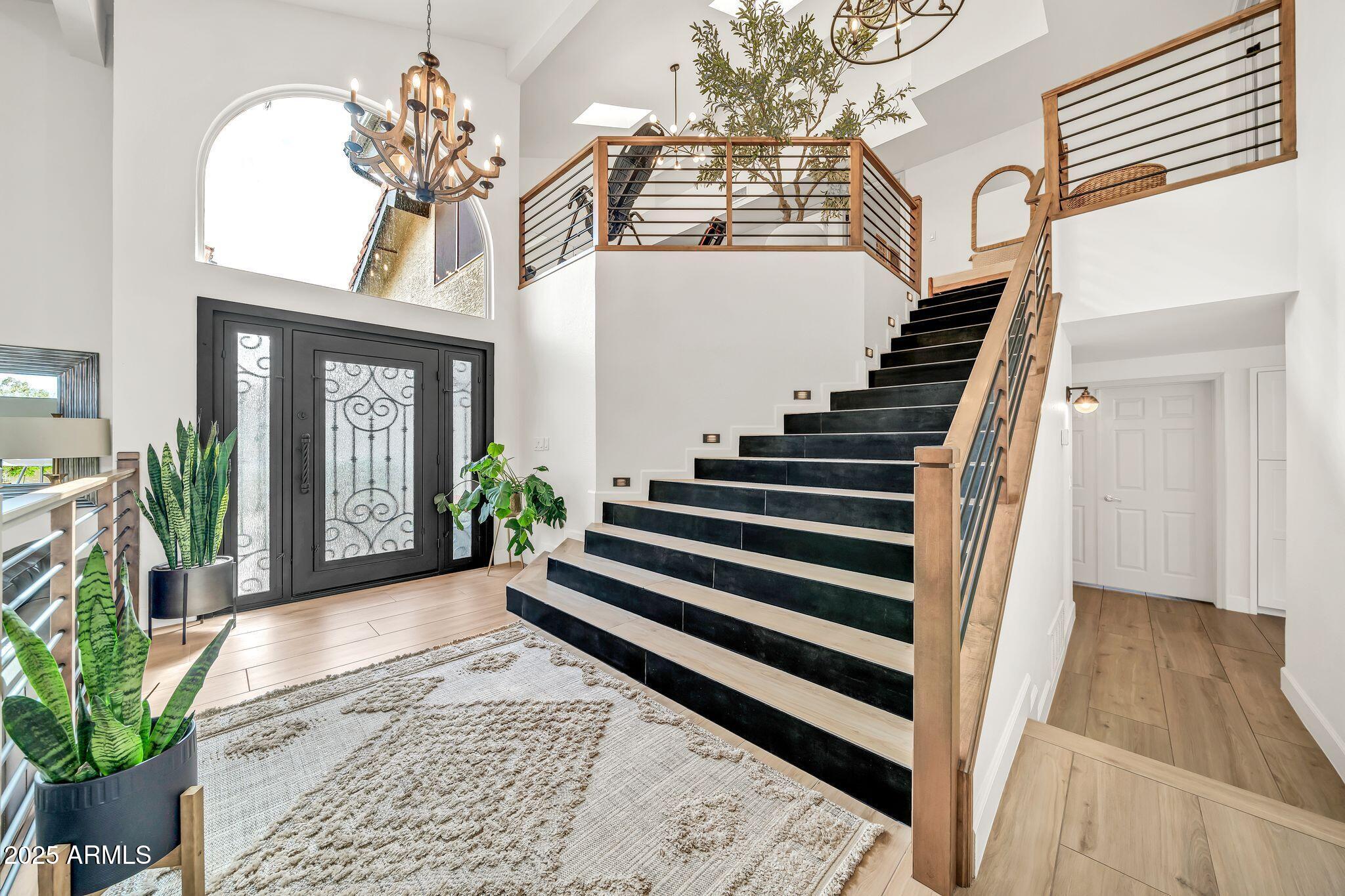 10178 E San Salvador Drive