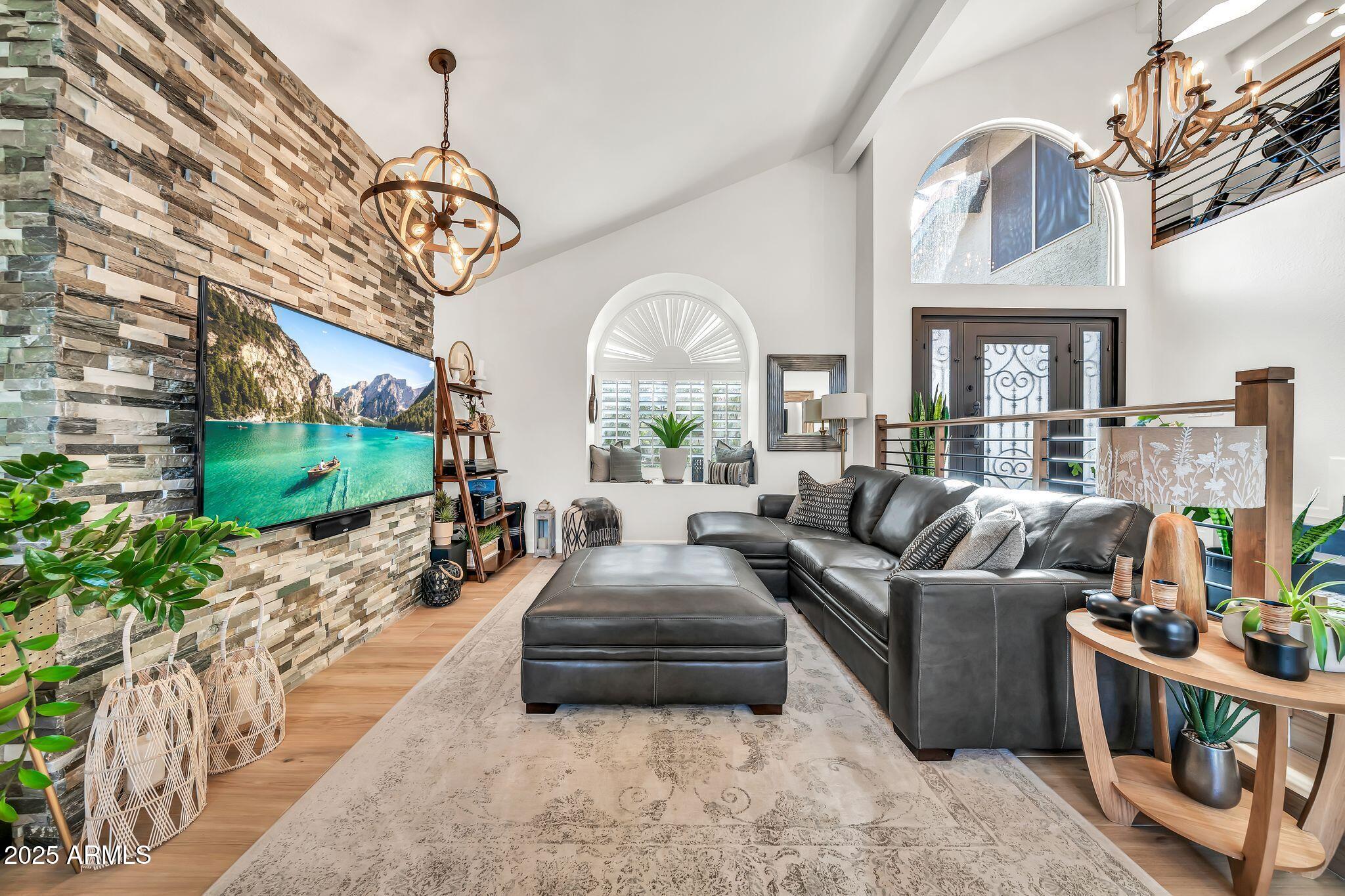 10178 E San Salvador Drive