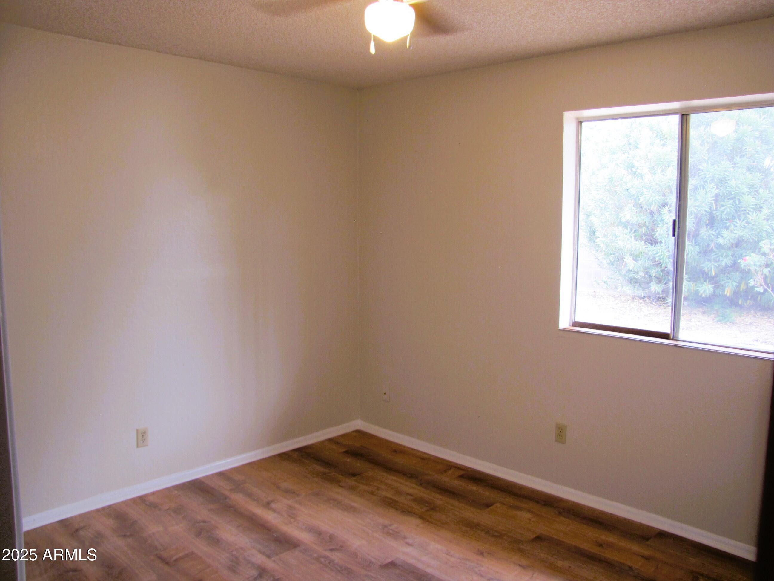 TOWN & COUNTRY ESTATES 12 - Residential Lease