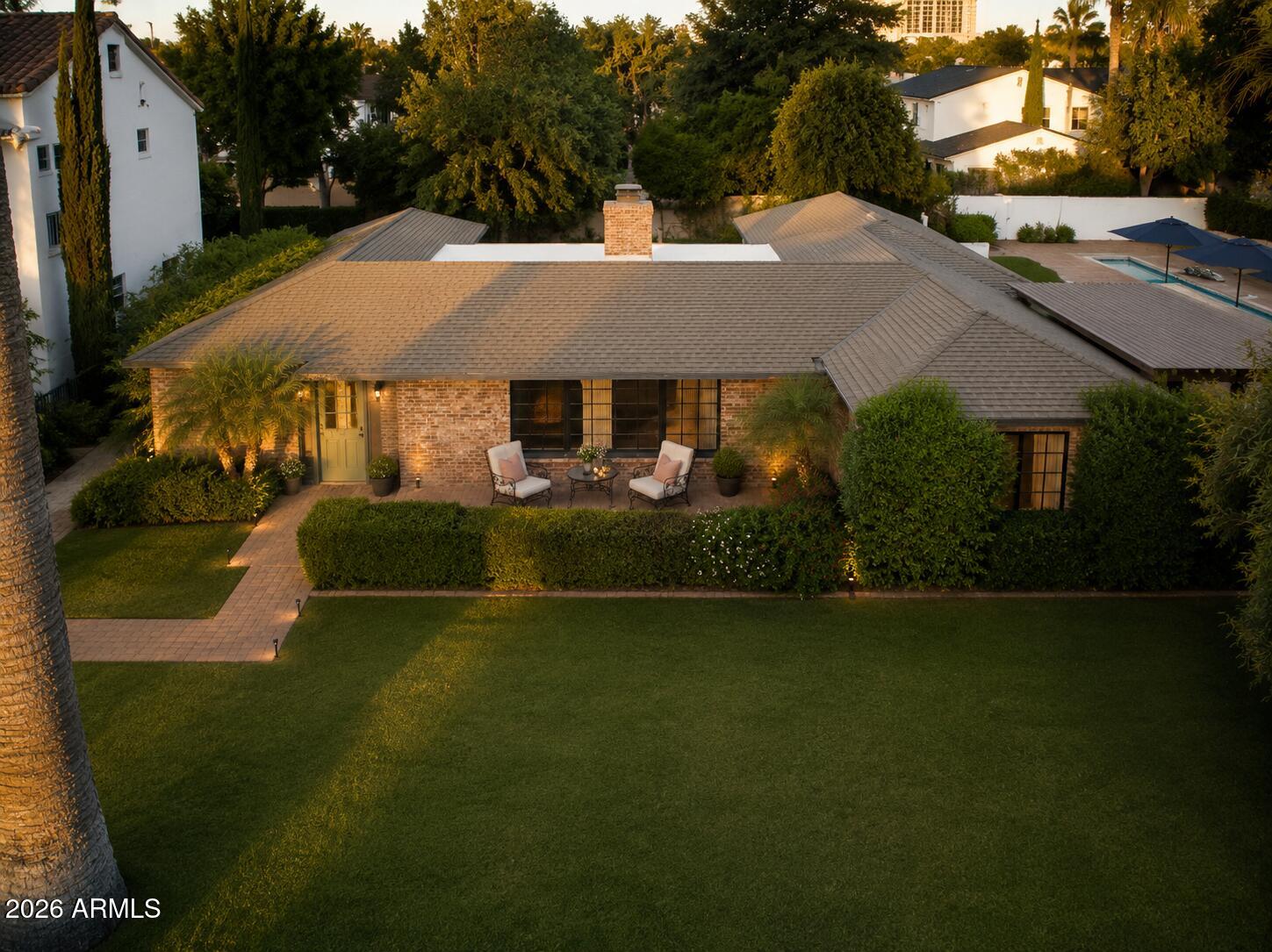 ENCANTO - Residential
