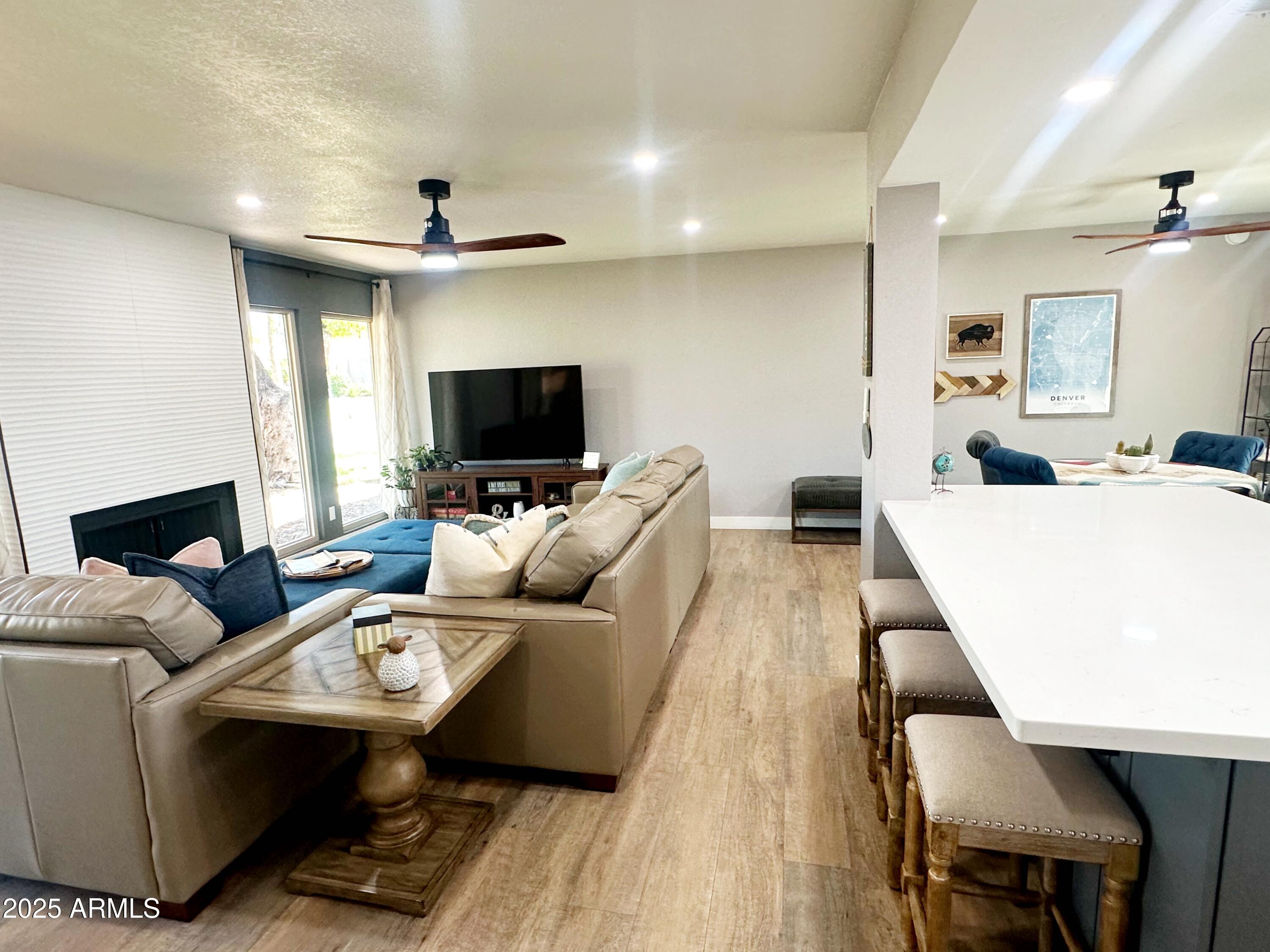 7000 N VIA CAMELLO DEL SUR -- 36