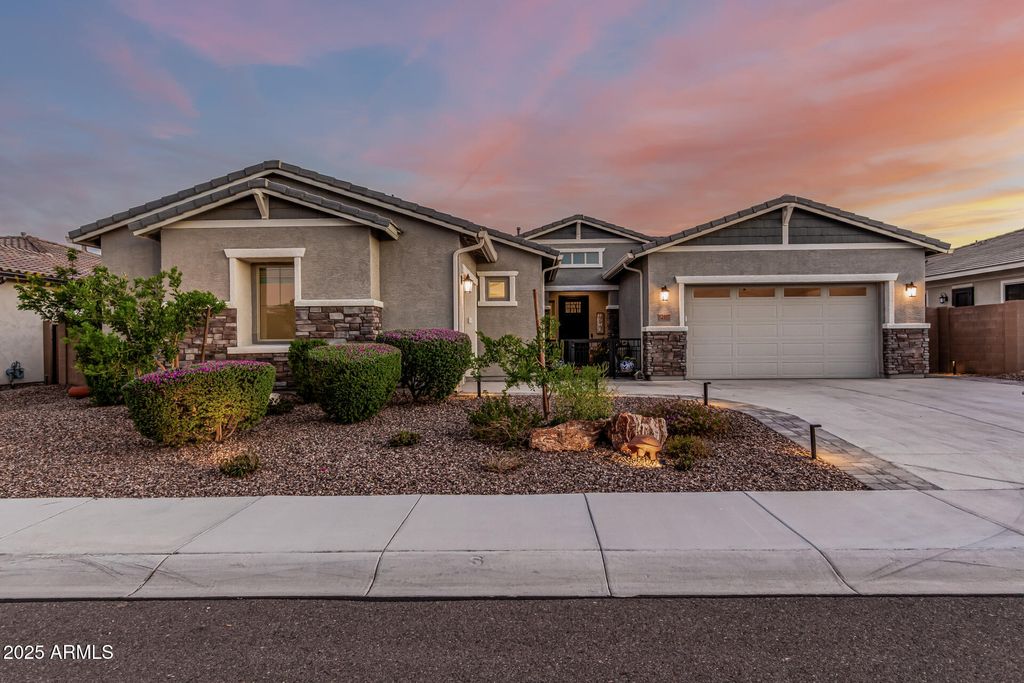 Photo of 12487 W Oyer Lane, Peoria, AZ 85383 (MLS # 6921150)